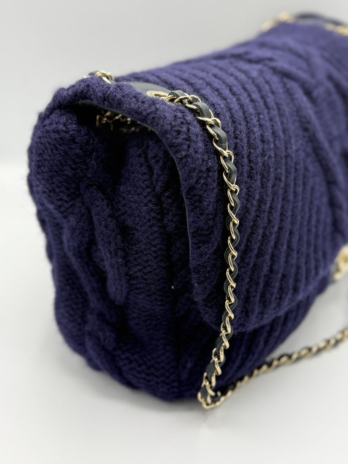 Chanel RARE XXL Chanel Knit Purple - luggage Flap bag Size ONE SIZE - 5 Thumbnail