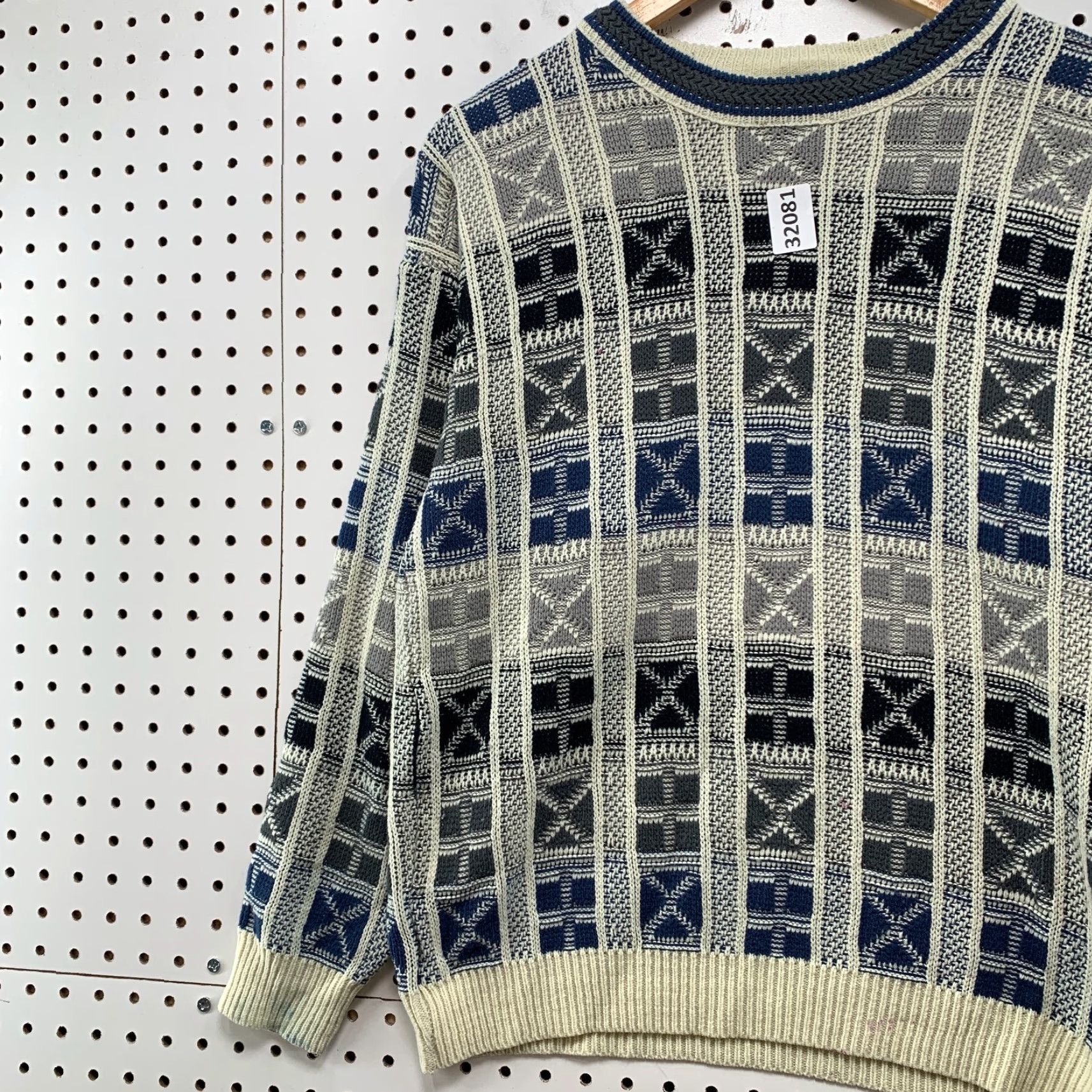 Vintage VINTAGE Botany 500 Knit Sweater Mens Small Geometric Beige 80s 90s USA Size US S / EU 44-46 / 1 - 3 Thumbnail