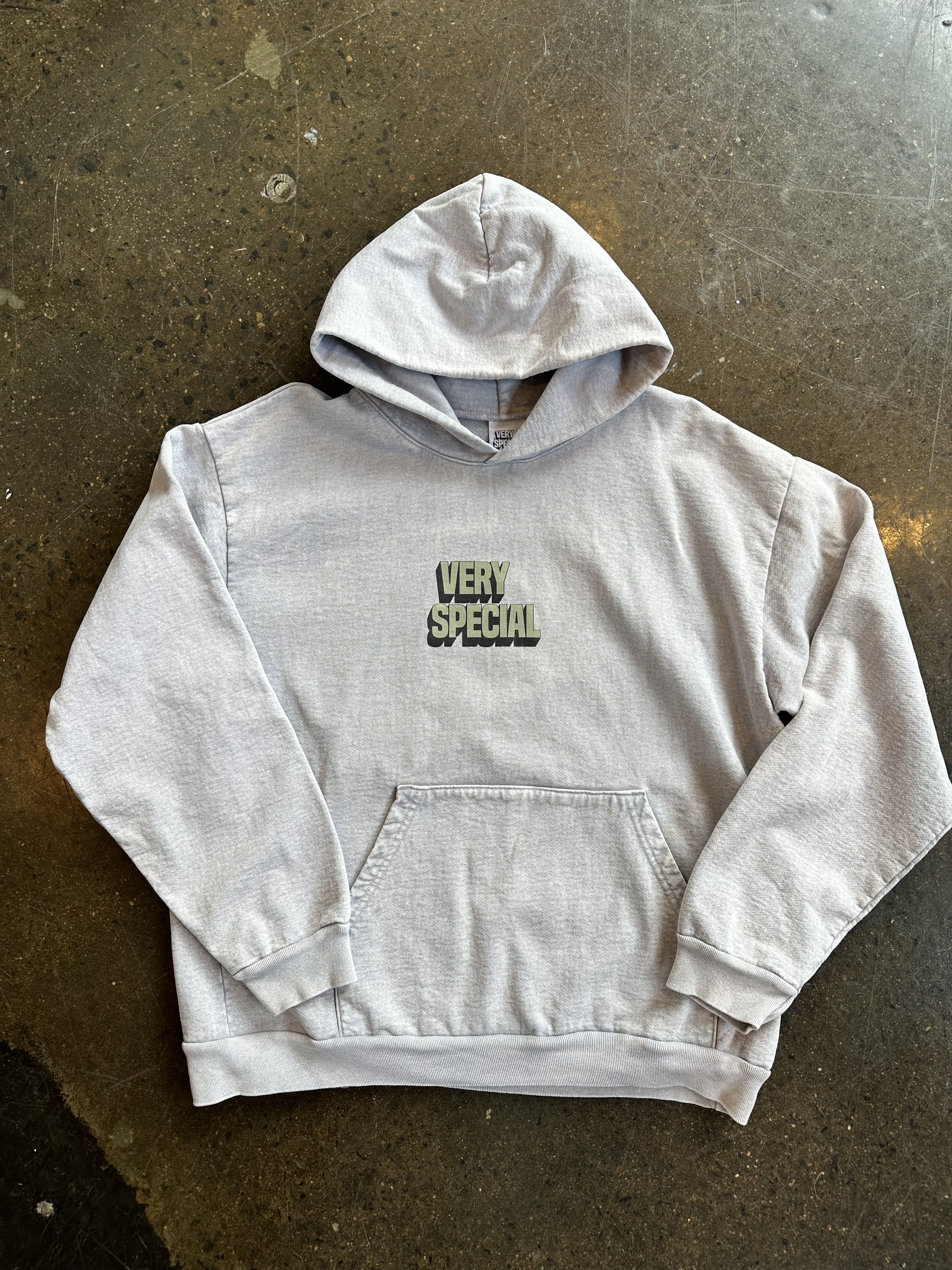 Other VERY SPECIAL Hoodie XL Size US XL / EU 56 / 4 - 1 Thumbnail