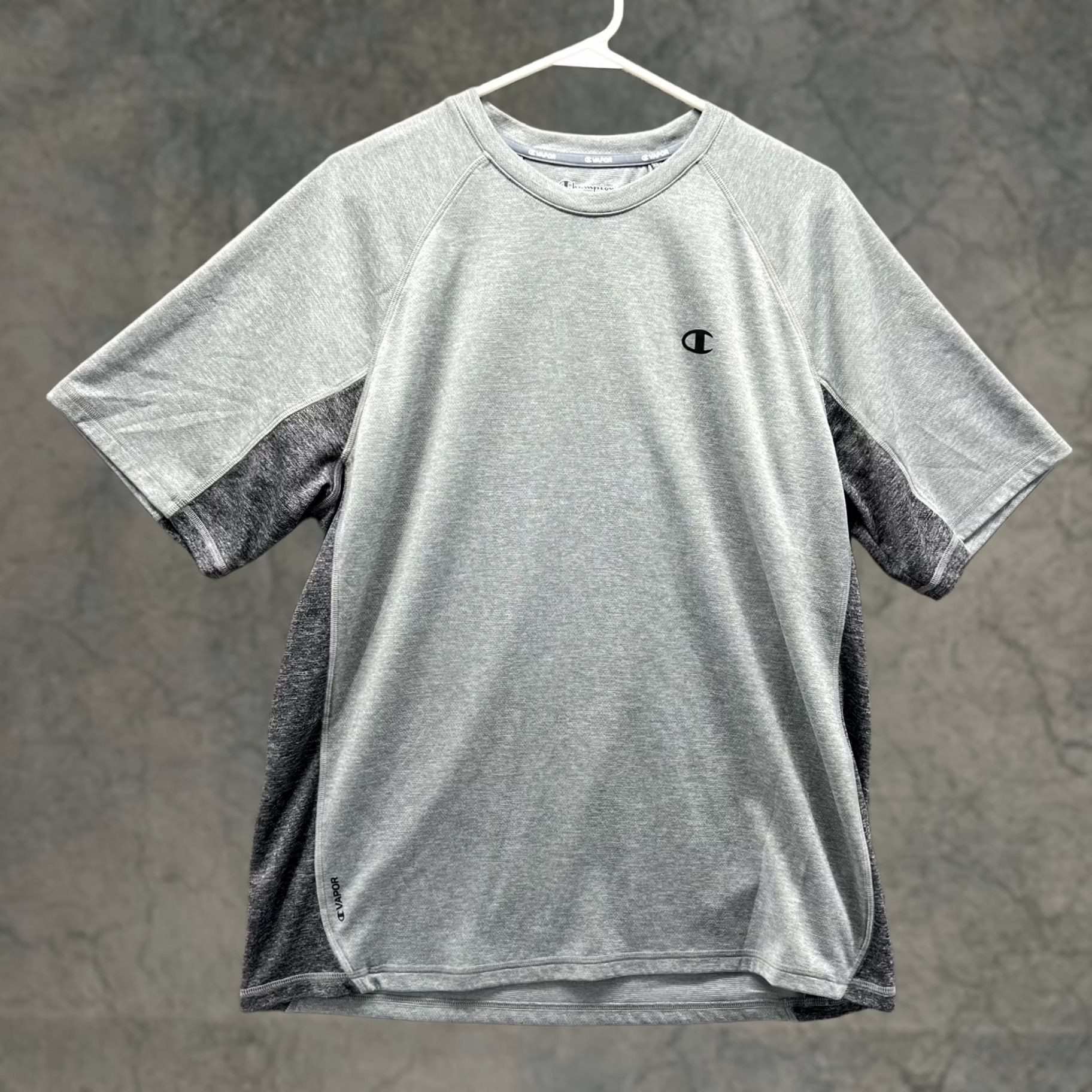 Champion Champion Shirt Men Large Adult Gray Athletic Training Powertrain Vapor Vintage Size US L / EU 52-54 / 3 - 1 Thumbnail