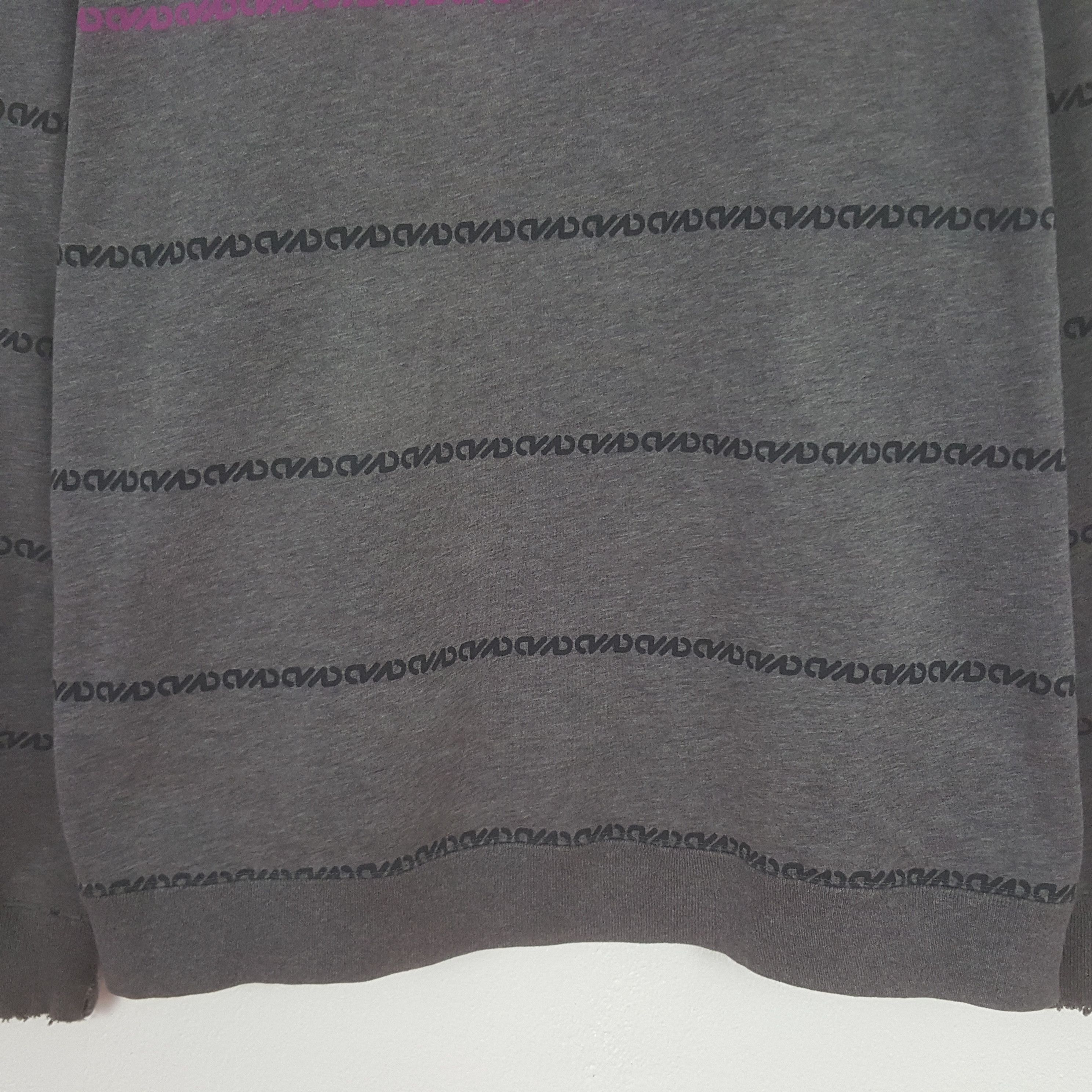 Nike Vintage Nike Distressed Sweatshirt Size US L / EU 52-54 / 3 - 4 Thumbnail
