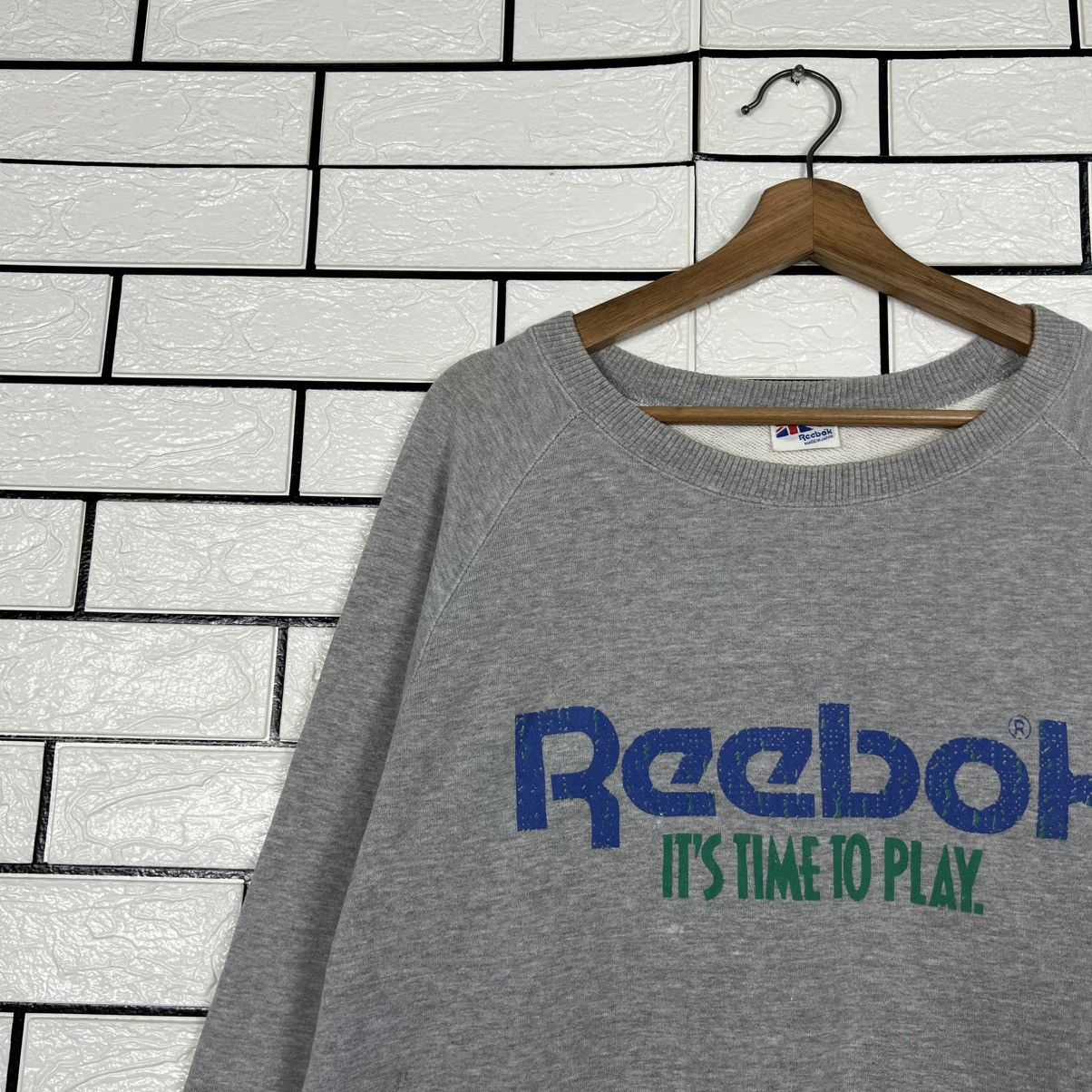 Vintage 90's REEBOK Big Logo Crewneck Sweatshirt #3977-C181