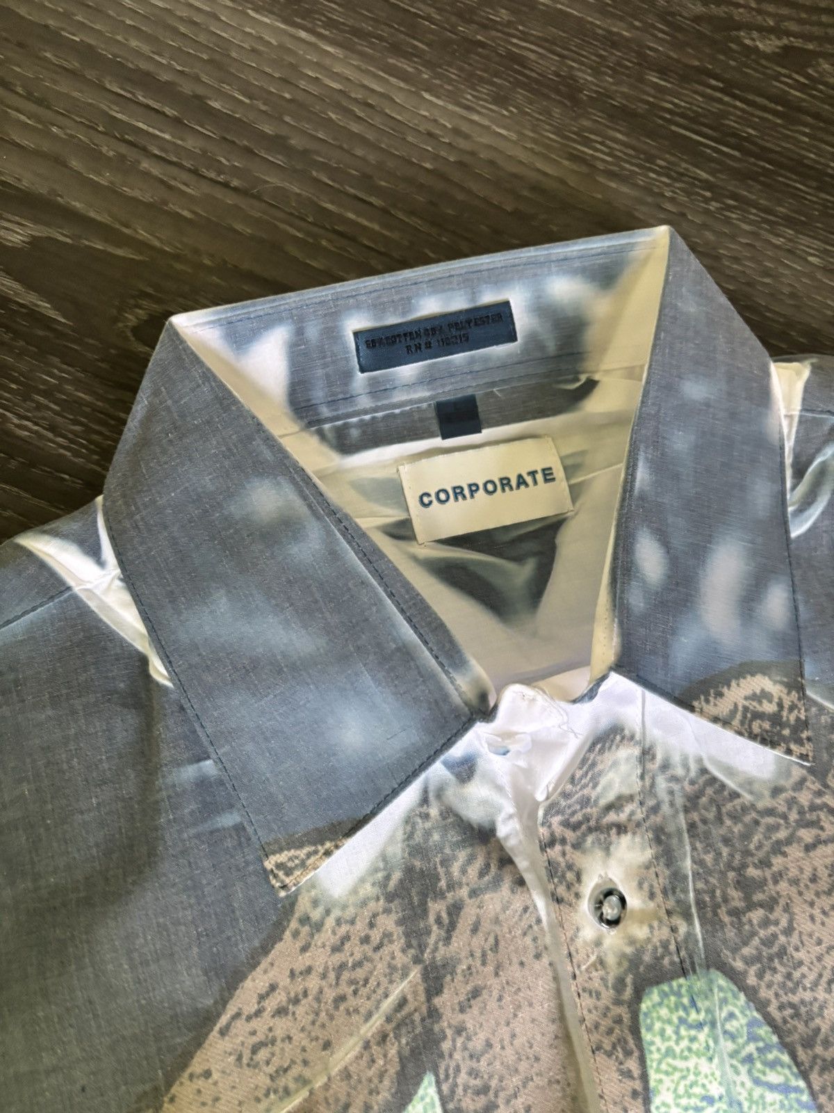 Vintage Corporate skateboards button up Size US L / EU 52-54 / 3 - 4 Thumbnail