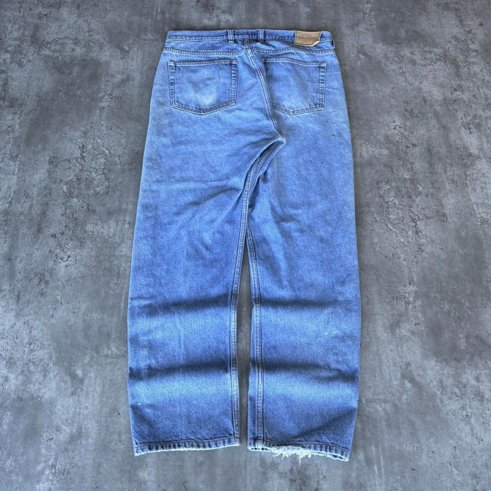 Timberland × Vintage Timberland Light Wash Relaxed Fit Essential Blue Denim Jeans Size US 36 / EU 52 - 2 Thumbnail