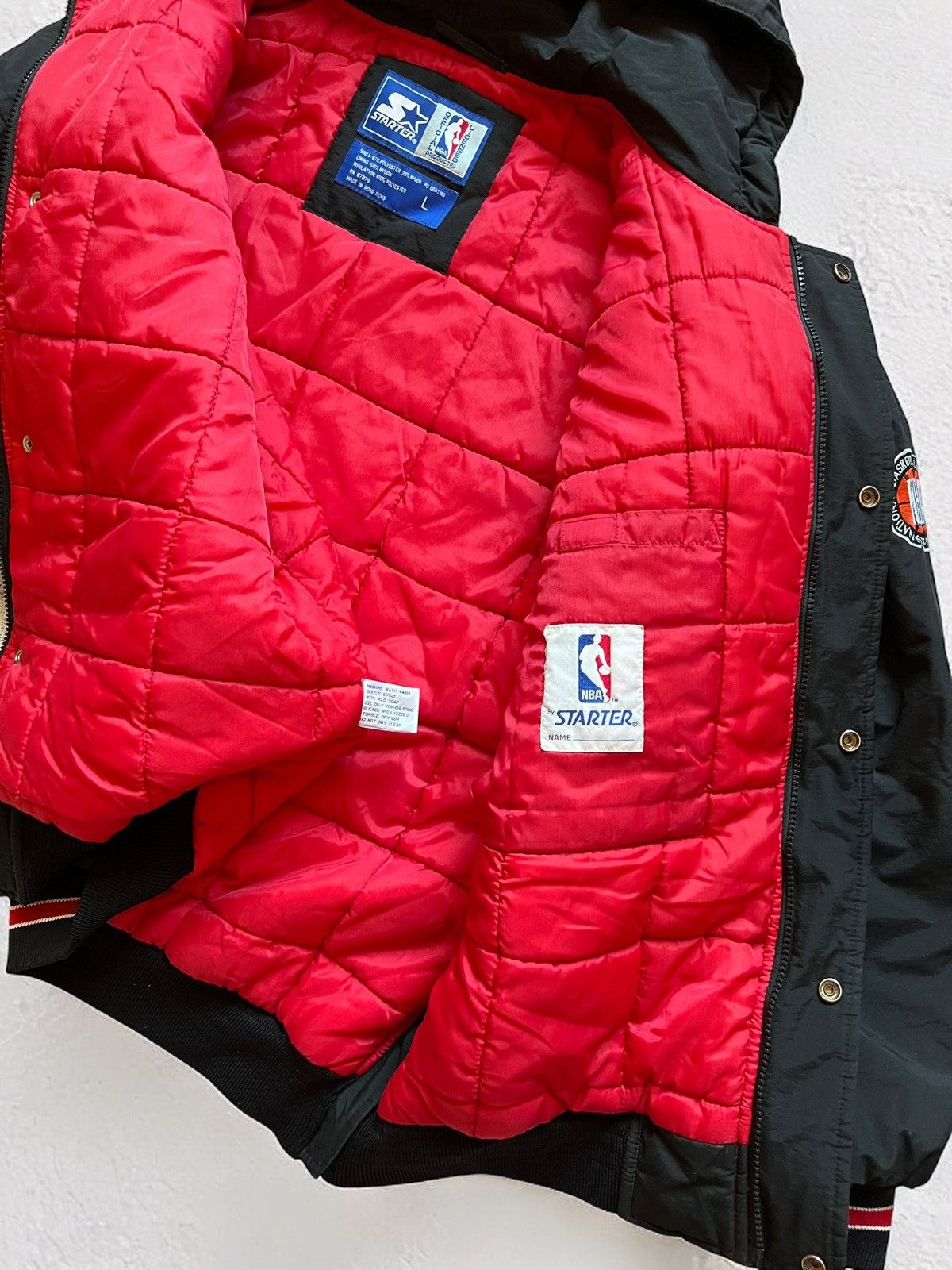 NBA × Starter CHICAGO BULLS VINTAGE HOODED JACKET NBA STARTER BOMBER Size US L / EU 52-54 / 3 - 11 Thumbnail