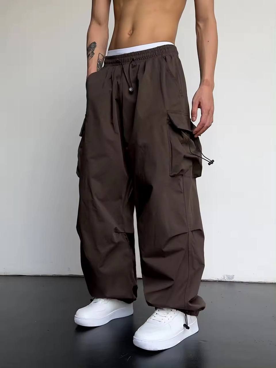 men's monochrome kargo pants y2k
