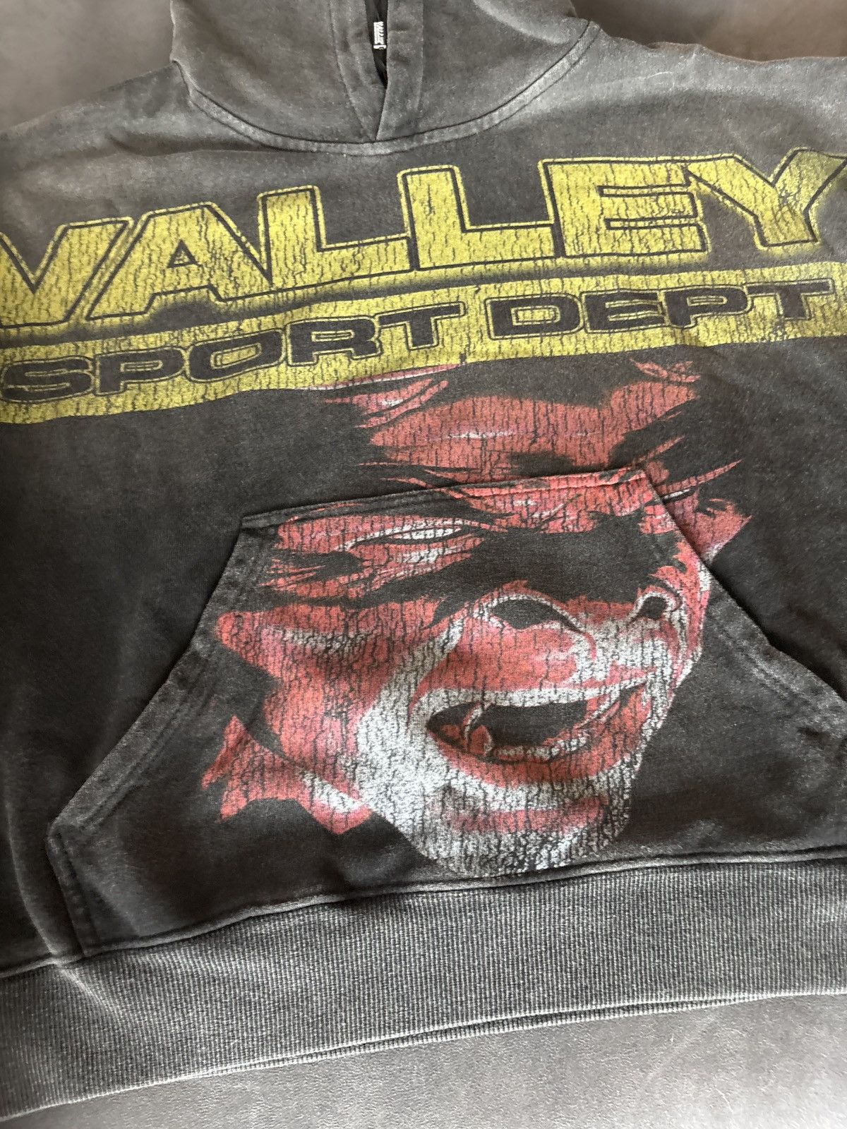 Vale Vale Hellboy pullover hoodie sport dept Size US XL / EU 56 / 4 - 4 Thumbnail