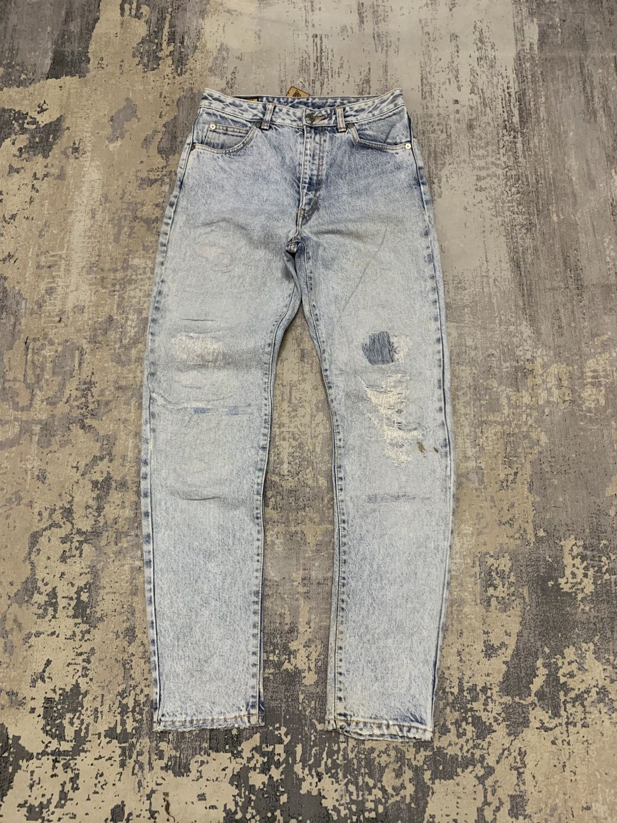 DISTRESSED EDWIN TAPERED LEG JEANS W29