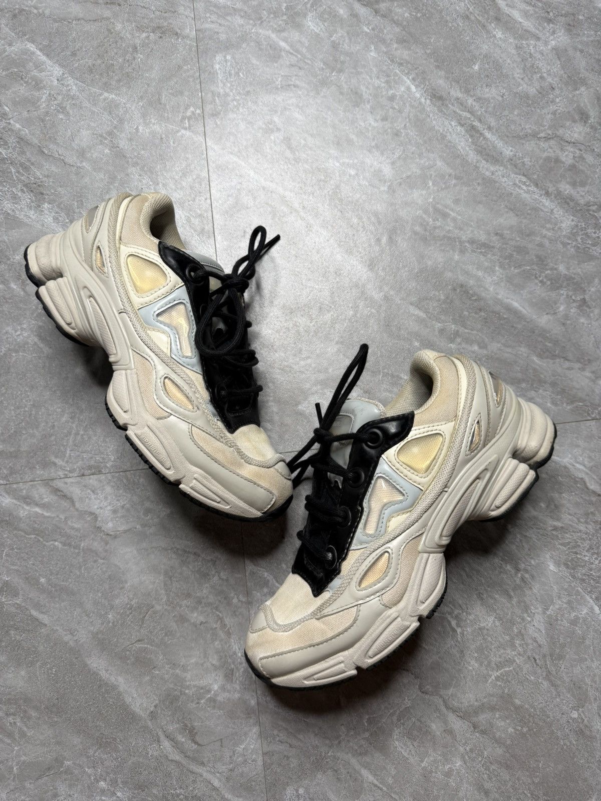 Adidas × Raf Simons Adidas x Raf simons Ozweego 3 Size US 6.5 / EU 39-40 - 2 Thumbnail