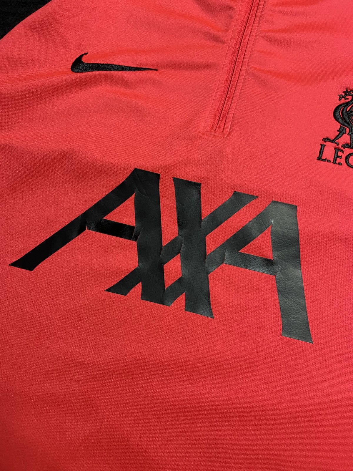 Nike Nike Liverpool 2020/21 training AXA soccer longsleeve jersey Size US L / EU 52-54 / 3 - 7 Thumbnail