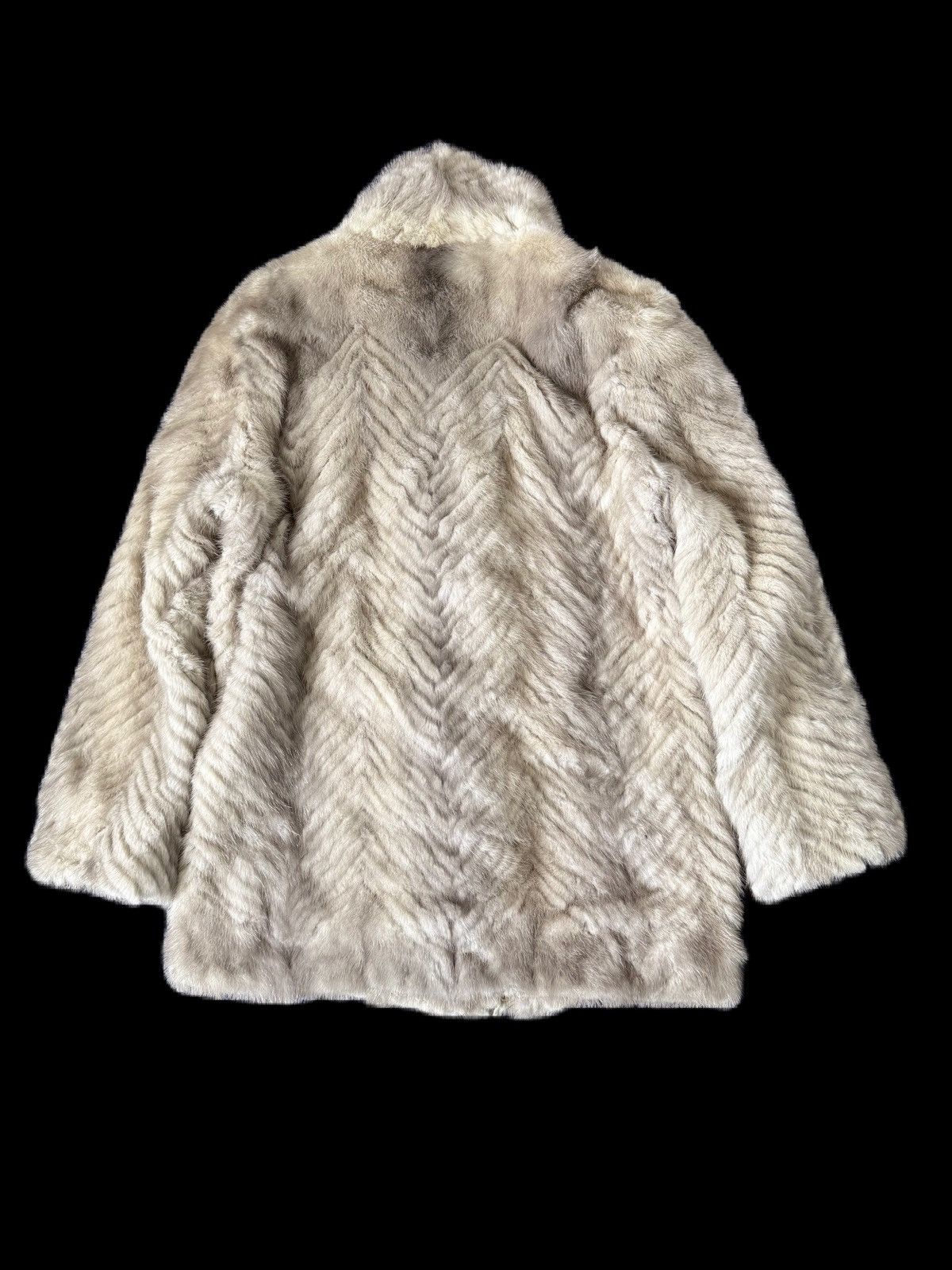 Japanese Brand Vintage Japan Custom Genuine Faux Fur Jacket Size S Size S / US 4 / IT 40 - 8 Thumbnail