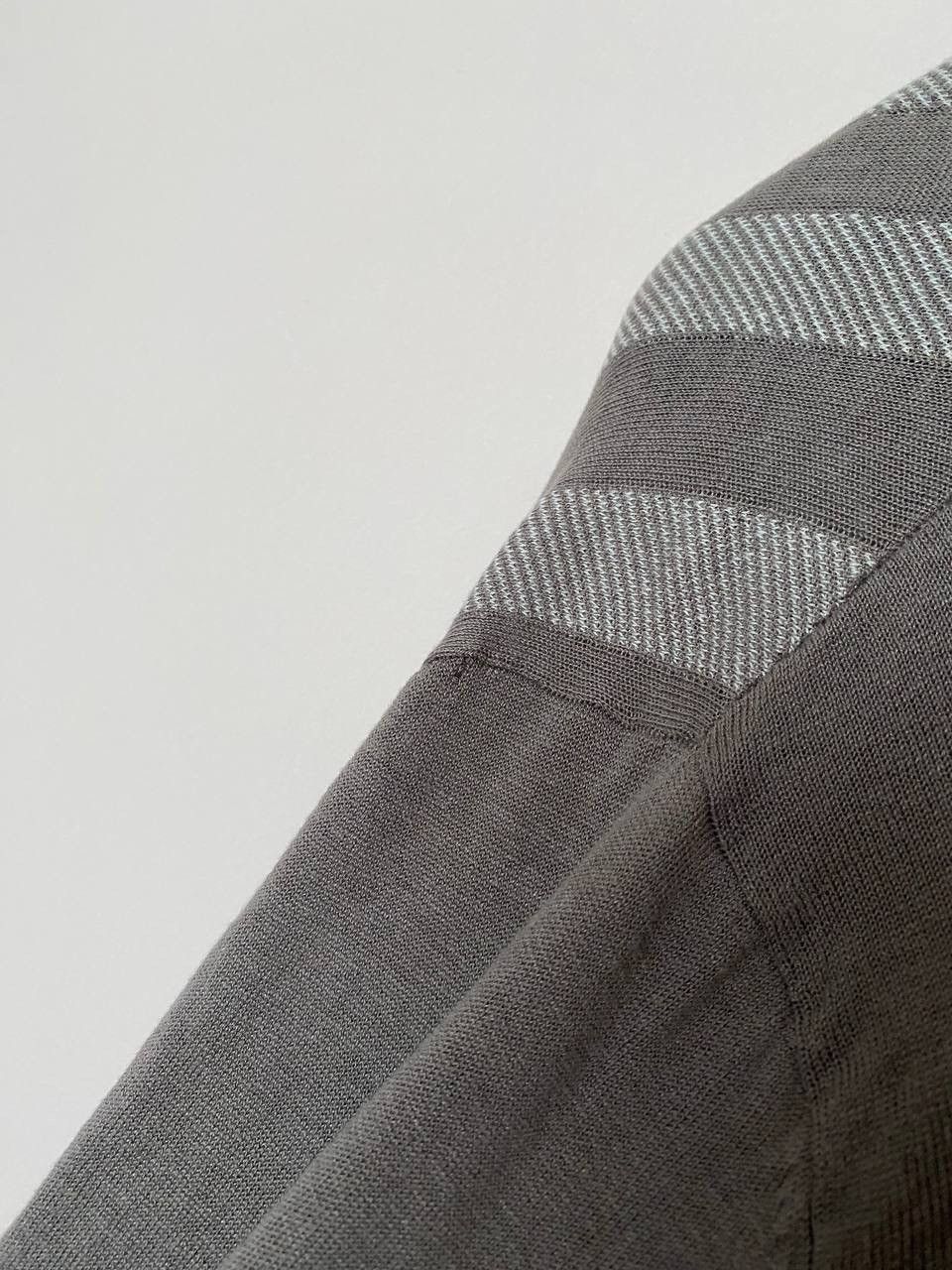 Burberry Women's Burberry Nova Check Silk/Lino Cardigan Size M Size M / US 6-8 / IT 42-44 - 10 Thumbnail