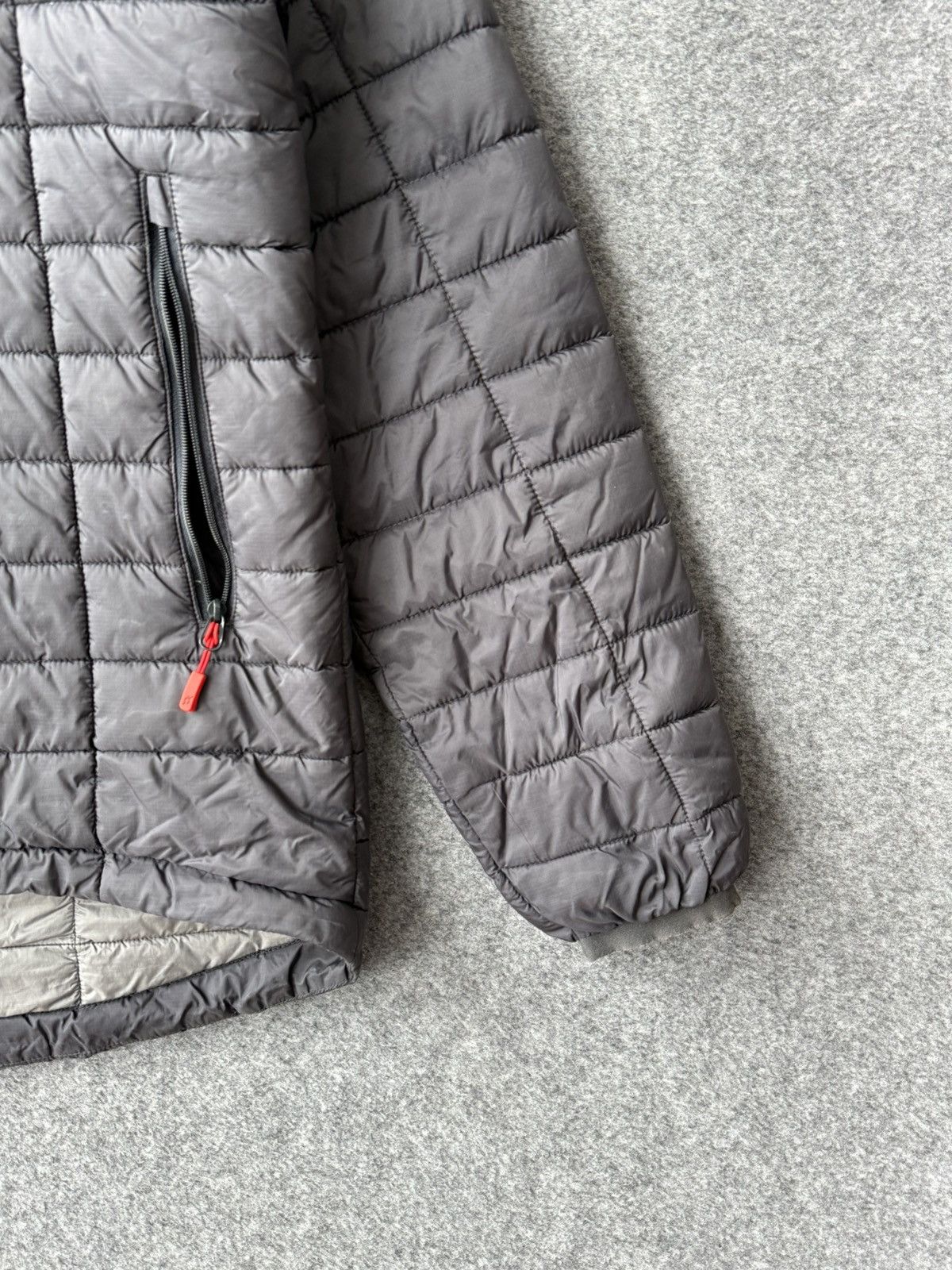 Rab Rab Nebula Grey Jacket Cirrus system Size UKM Size US L / EU 52-54 / 3 - 5 Thumbnail