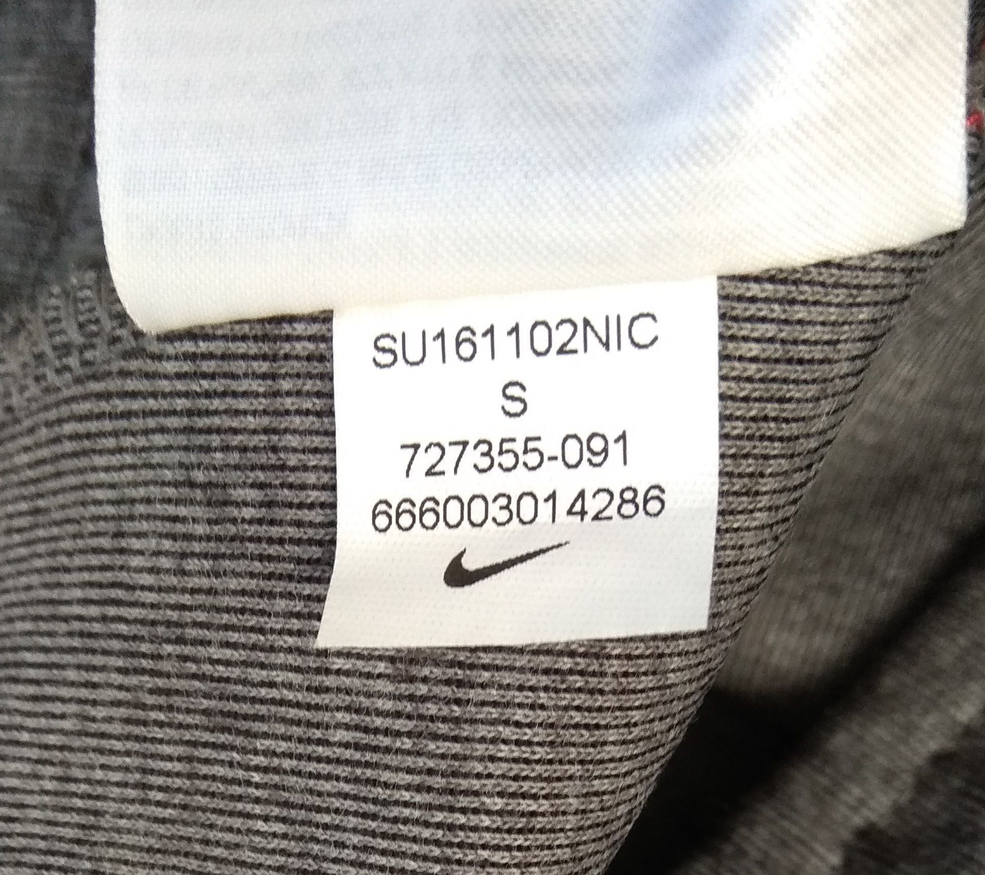 Nike Nike Tech Fleece Cropped Skinny Joggers Pant Size US 30 / EU 46 - 12 Thumbnail