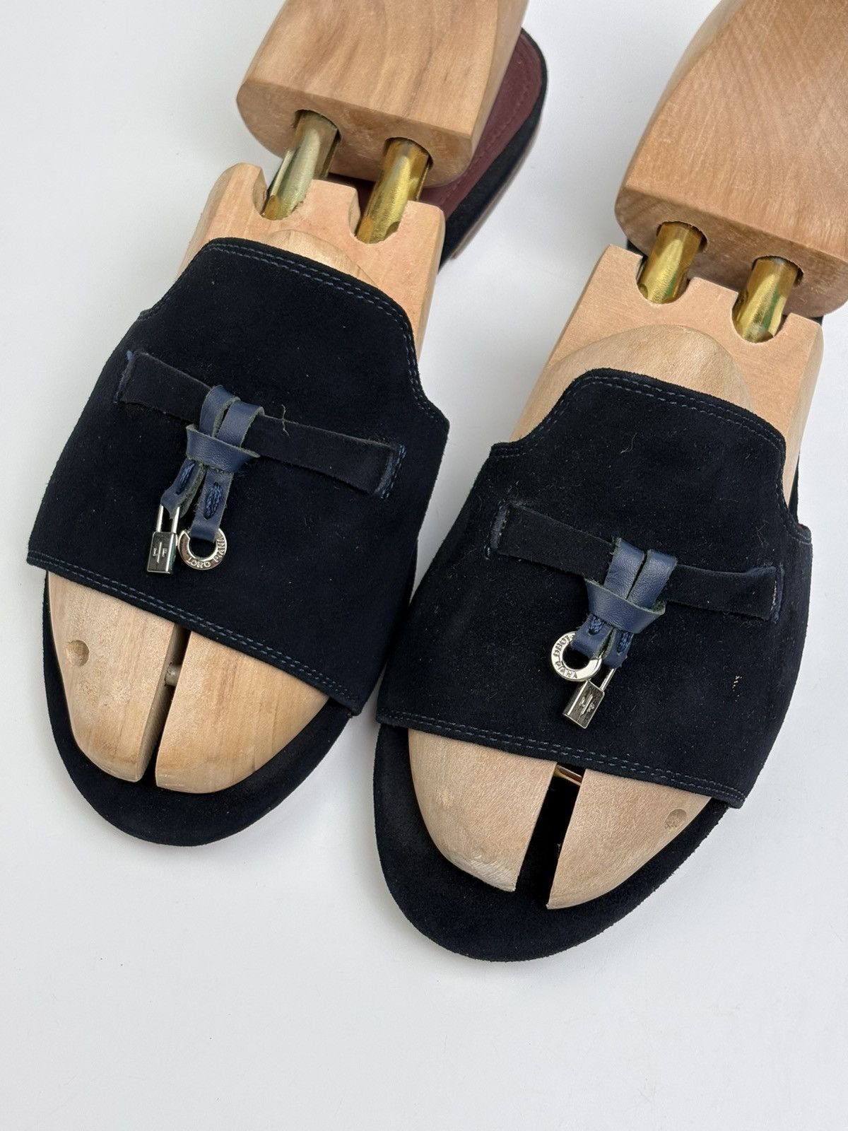 Loro Piana Loro Piana Summer Charm Suede Slides Size US 7 / IT 37 - 2 Thumbnail
