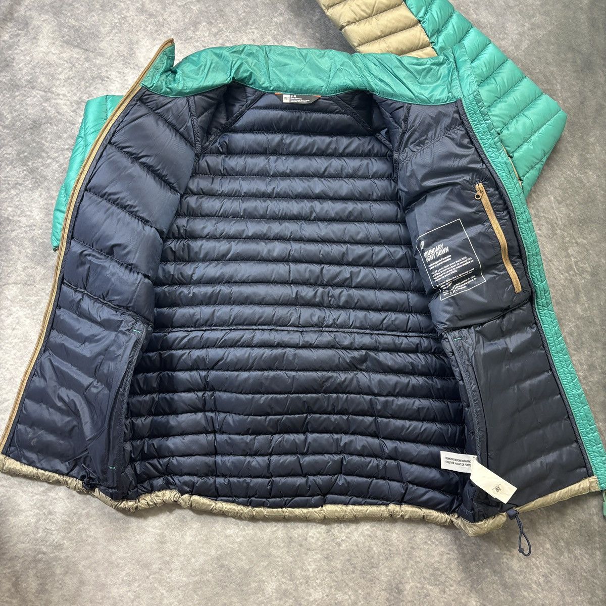 Mountain Equipment MEC Puffer Jacket 700 Down Jacket Quilted Raglan Hooded Gorp Size US M / EU 48-50 / 2 - 6 Thumbnail