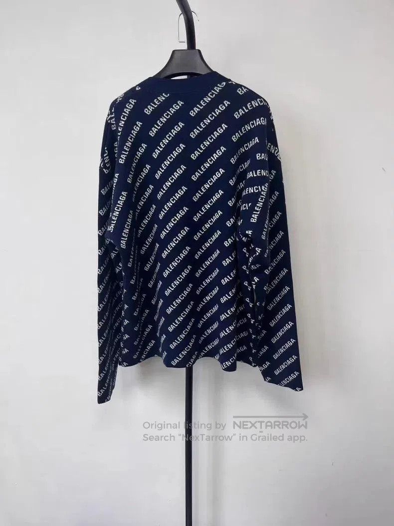 Balenciaga Balenciaga Logo Print Button Knit Sweater. Size US S / EU 44-46 / 1 - 2 Thumbnail