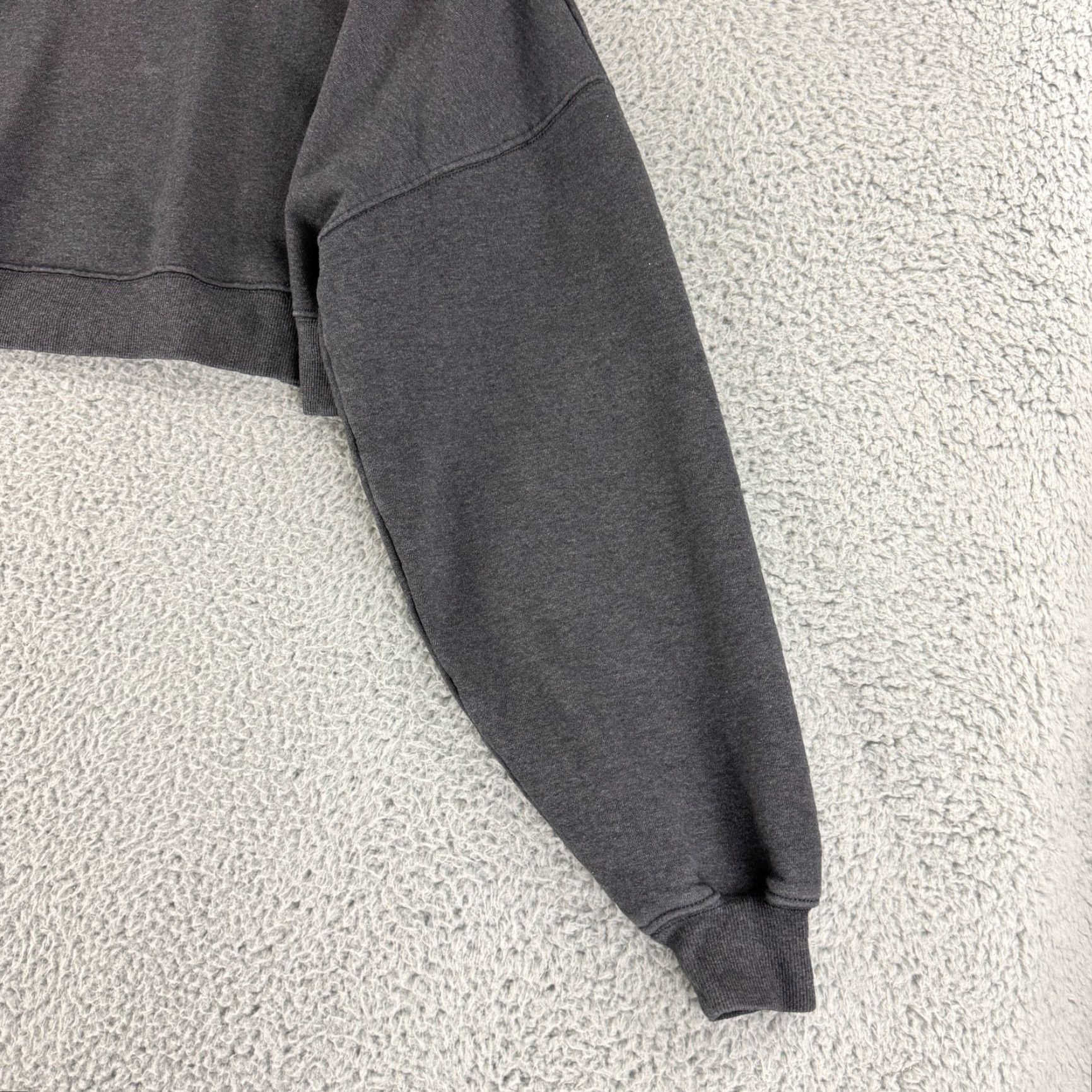 Gymshark Gymshark Sweater L Gray Long Sleeve Cropped Crew Neck Pullover Womens Size L / US 10 / IT 46 - 3 Thumbnail