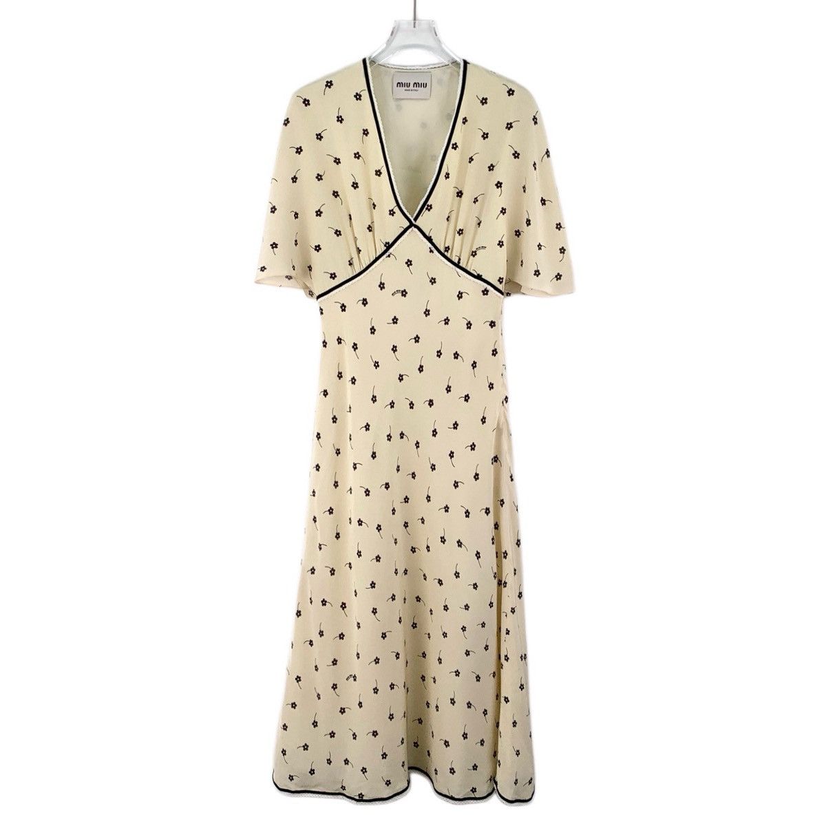 Miu Miu Miu Miu Beige Silk V-neck Short Sleeve Dress K26WX Size S / US 4 / IT 40 - 1 Thumbnail