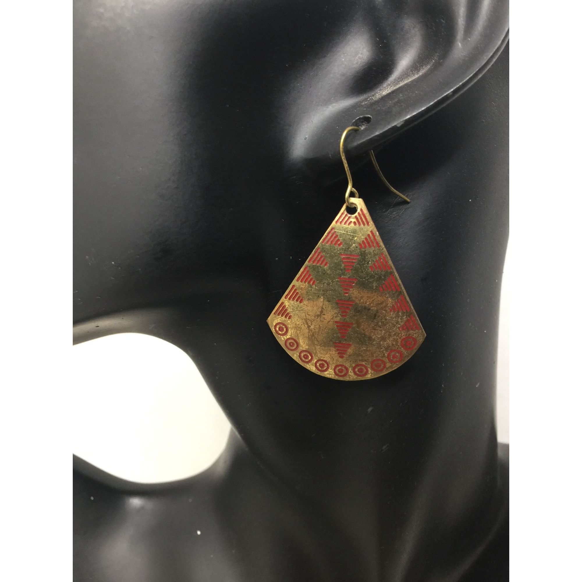 Other Women's Gold Tone Earrings with Red Shape Design on them Size ONE SIZE - 5 Thumbnail