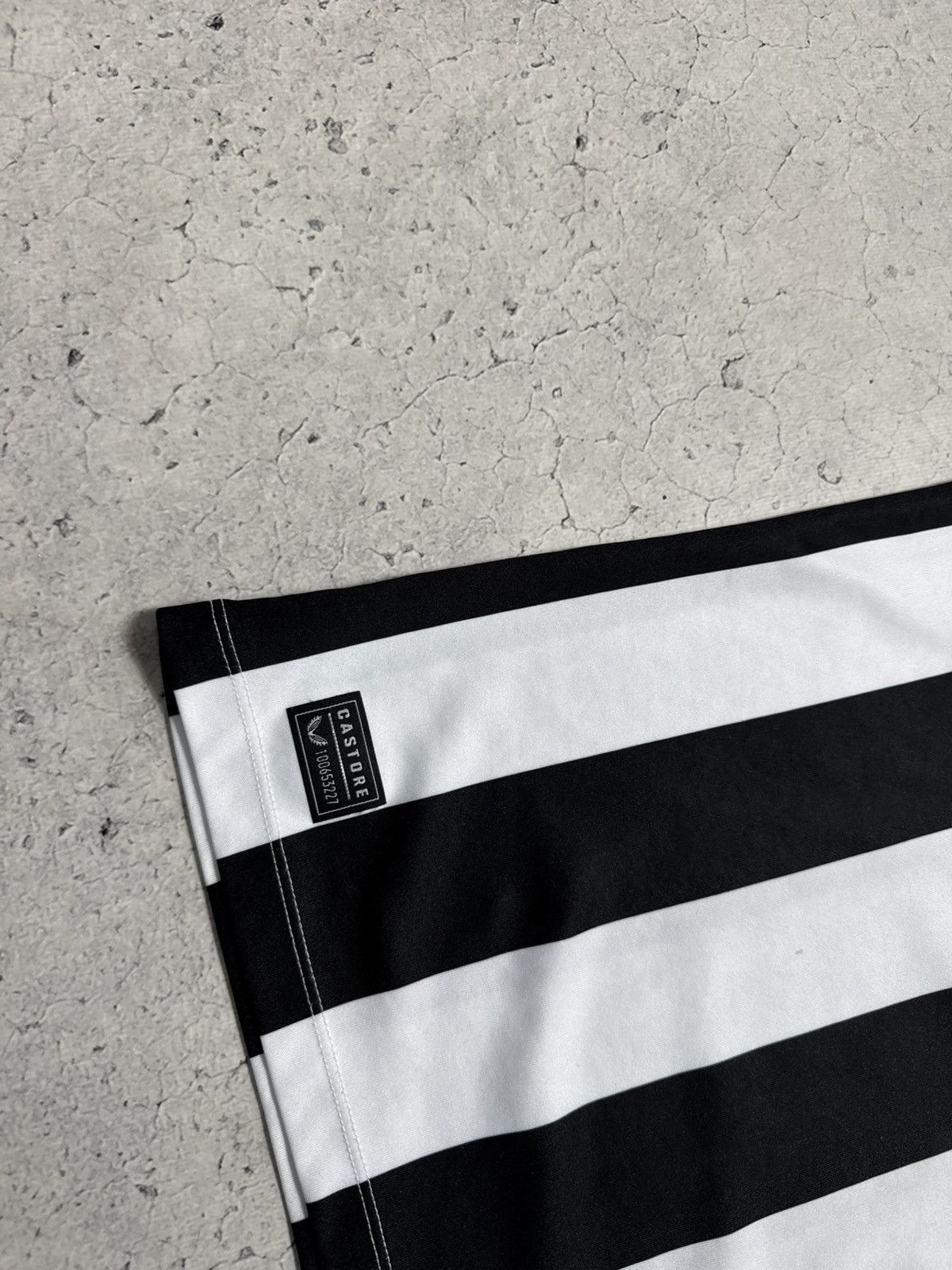 Other Castore FC Newcastle United Soccer Jersey 2022/2023 Away Size US XL / EU 56 / 4 - 6 Thumbnail