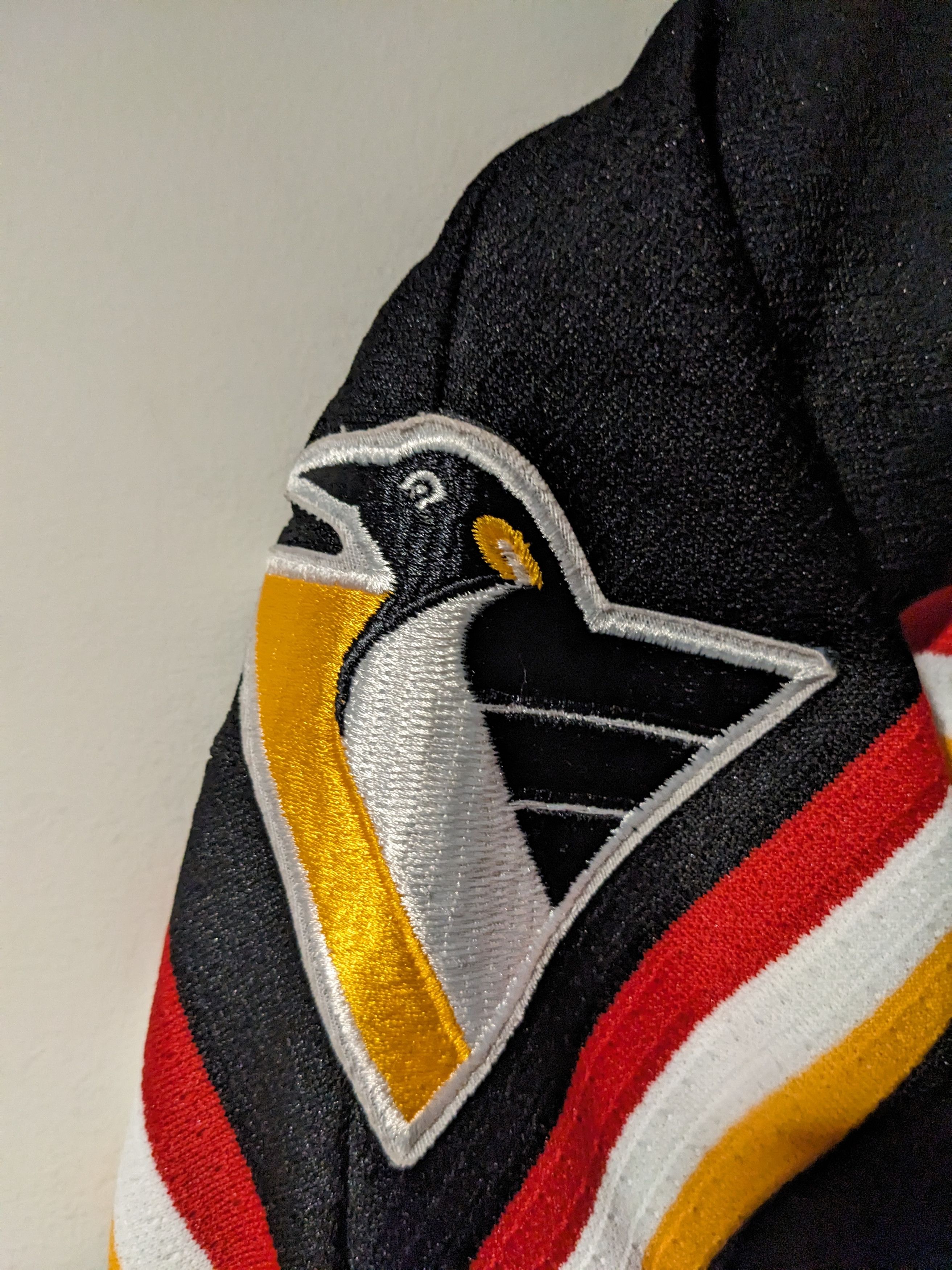 NHL × Vintage Vintage 90s Wilkes-Barre Penguins YOUTH Hockey Jersey Size US L / EU 52-54 / 3 - 4 Thumbnail