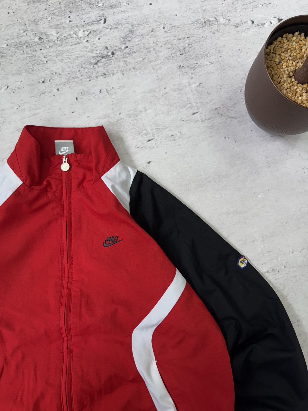 Nike × Vintage NIKE TN PLUS VINTAGE BASIC LOGO OVERSIZE BAGGY LIGHT JACKET Size US S / EU 44-46 / 1 - 6 Thumbnail