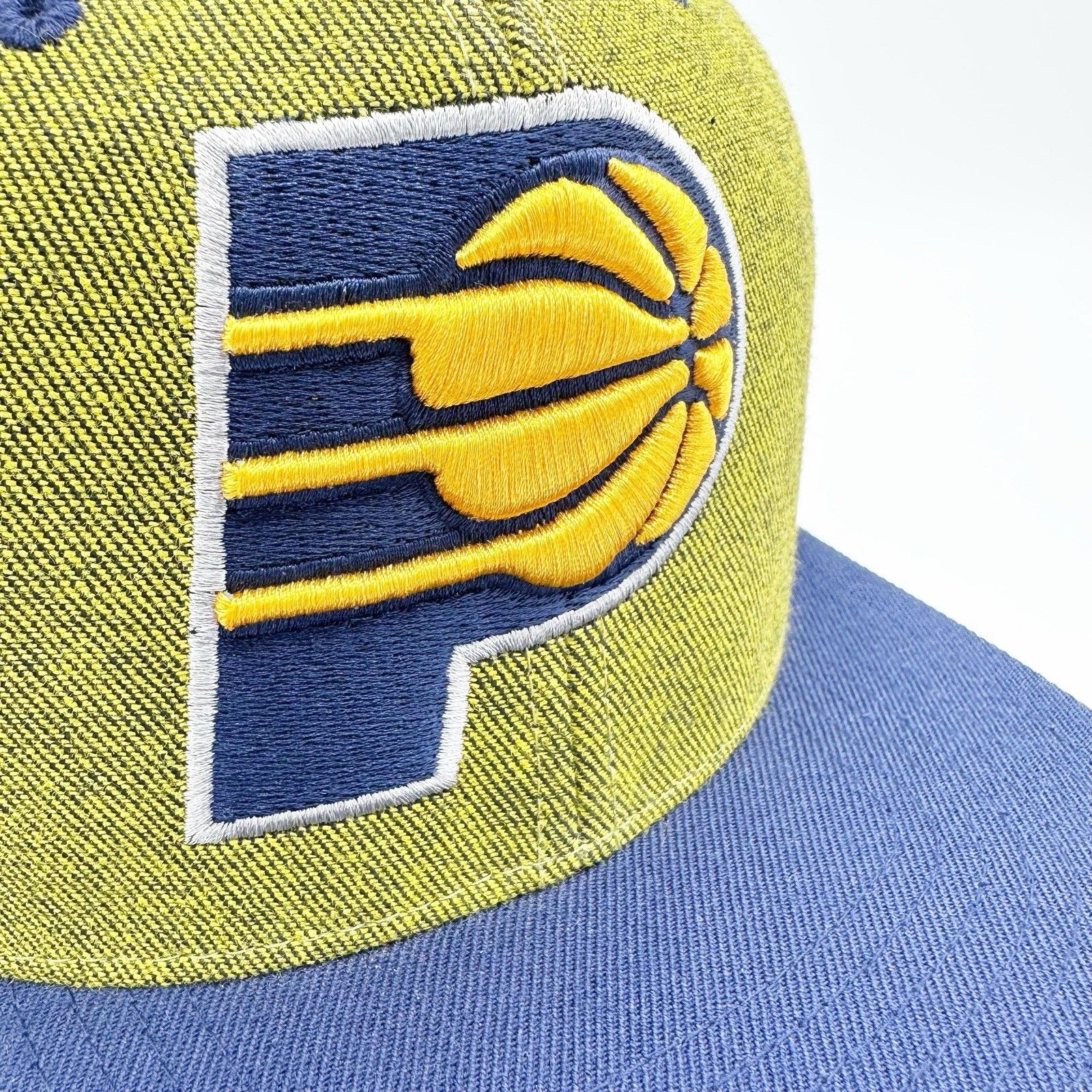 Mitchell & Ness × NBA Inidiana Pacers Mitchell & Ness Heather Two Tone Snapback Size ONE SIZE - 3 Thumbnail