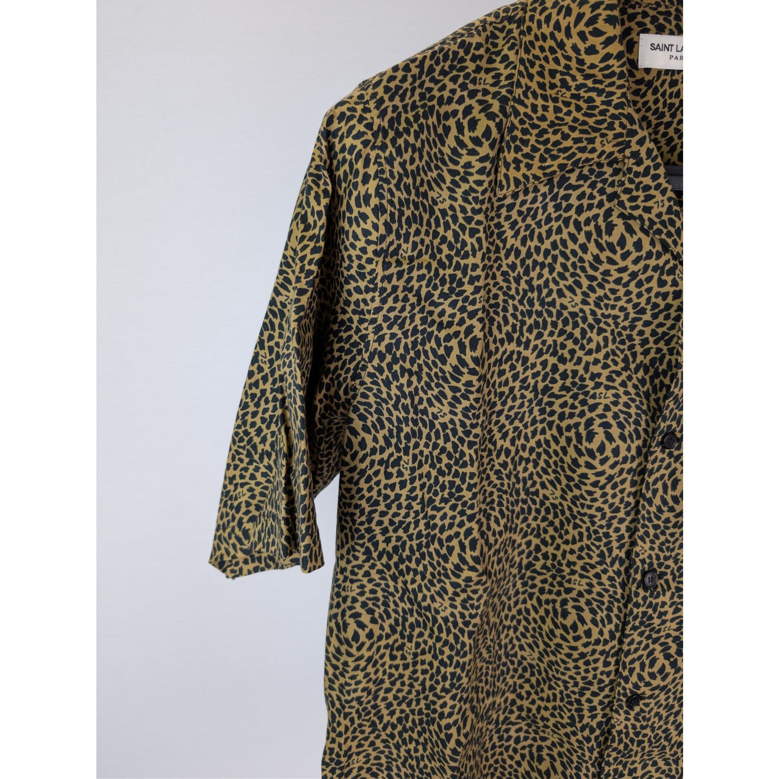 Saint Laurent Paris o1rshd1 Leopard Print Hawaiian Short-Sleeve Shirt in Black Size US XL / EU 56 / 4 - 6 Thumbnail