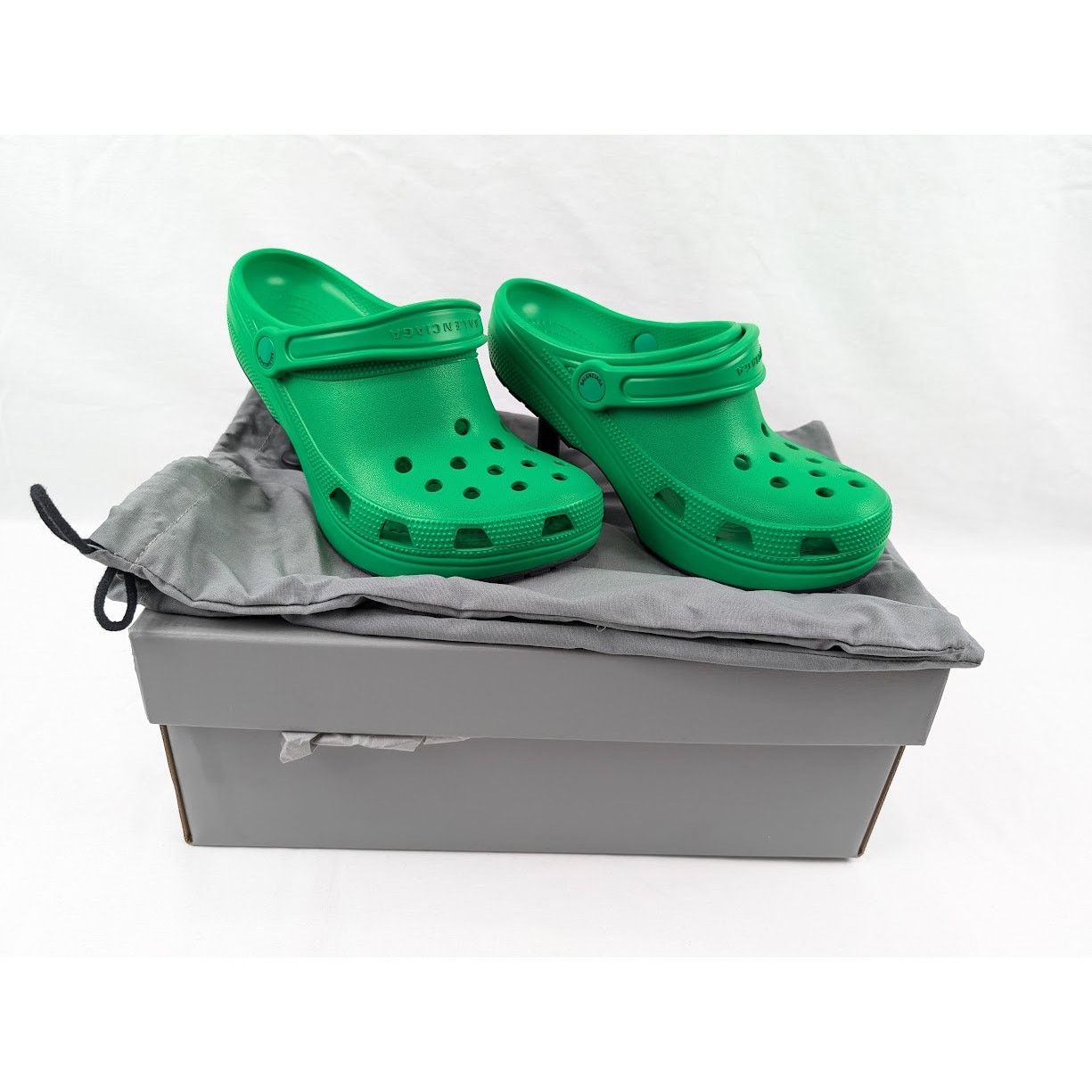 Balenciaga o1rshd1 Q:2 / Rubber Crocs Madame in Grass Green Size US 8 / IT 38 - 21 Thumbnail