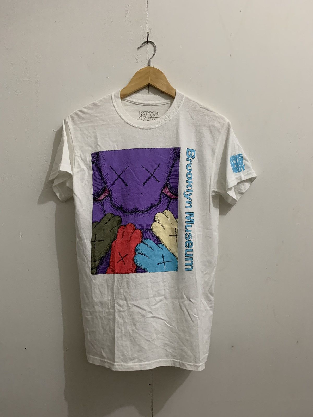 KAWS : WHAT PARTY