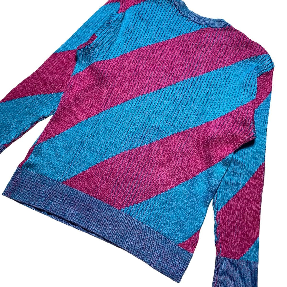 Issey Miyake Vtg Issey Miyake Knit Magenta Blue Sweater Size US M / EU 48-50 / 2 - 12 Thumbnail