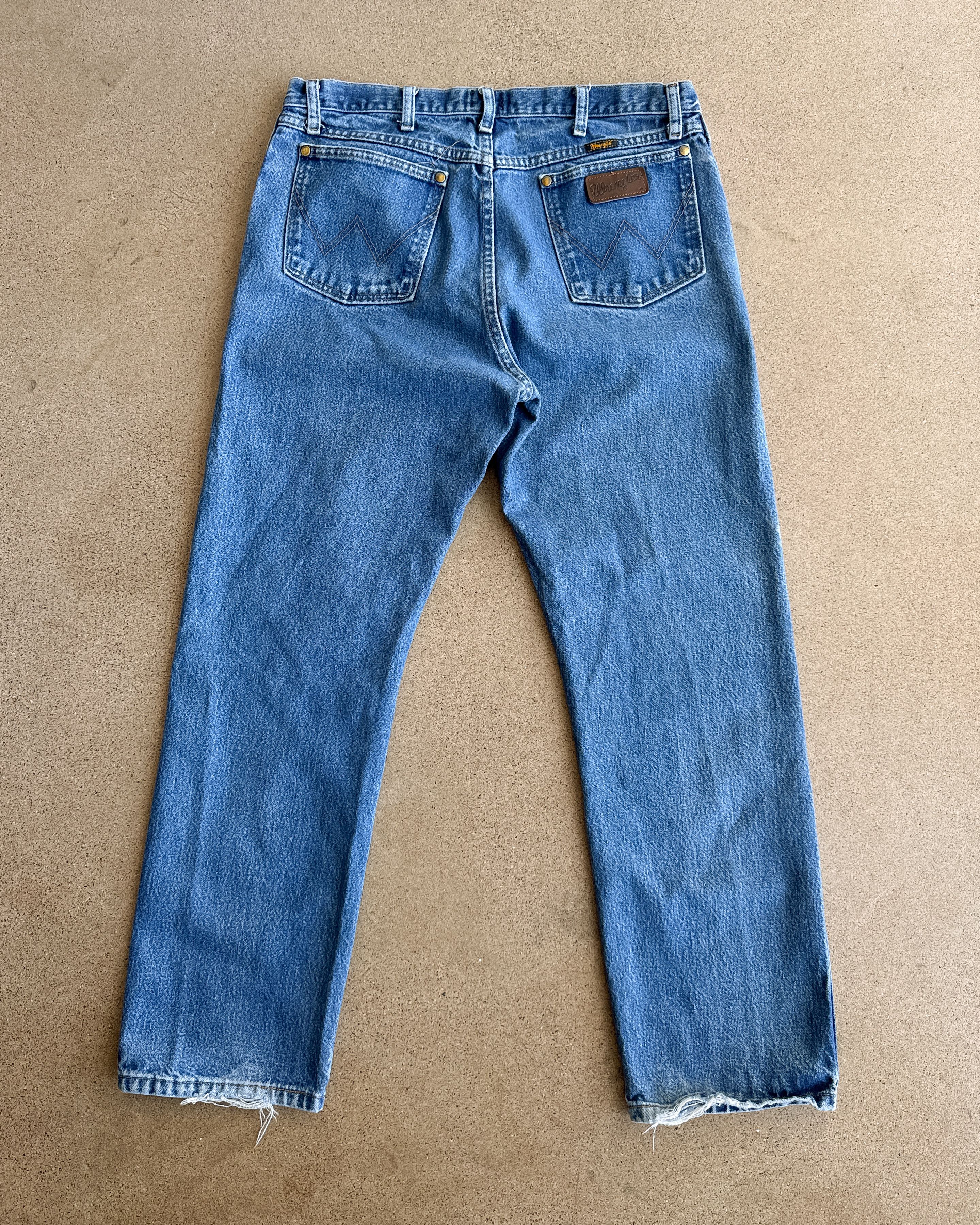 Wrangler Vintage 2000s Wrangler 47MWZ Jeans Straight Leg 35 Western Size US 35 - 6 Thumbnail