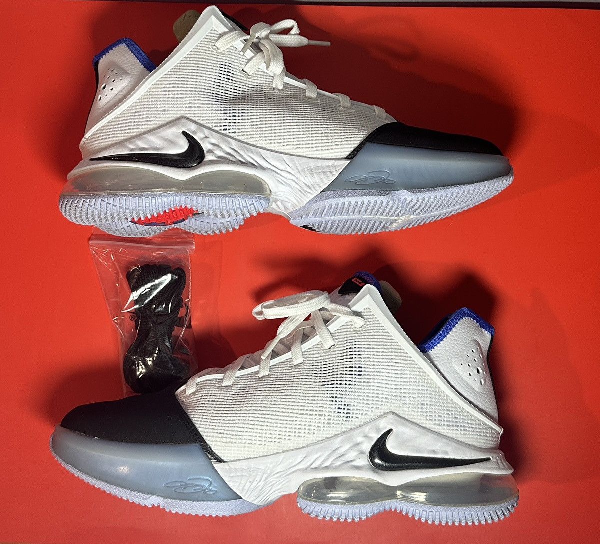 Nike Size 8 - Nike LeBron 19 Low Black Toe Size US 8 / EU 41 - 2 Thumbnail