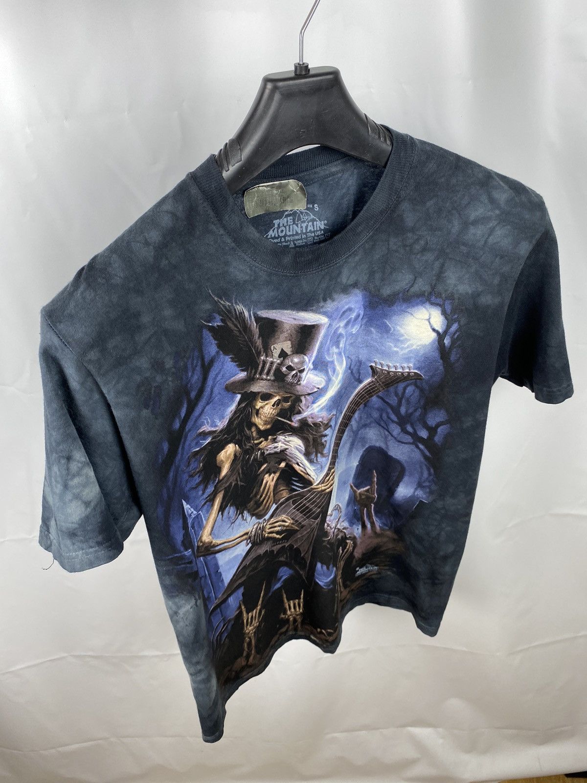 The Mountain The Mountain Play Dead Tee James Ryman Fullprinted size S Size US S / EU 44-46 / 1 - 7 Thumbnail