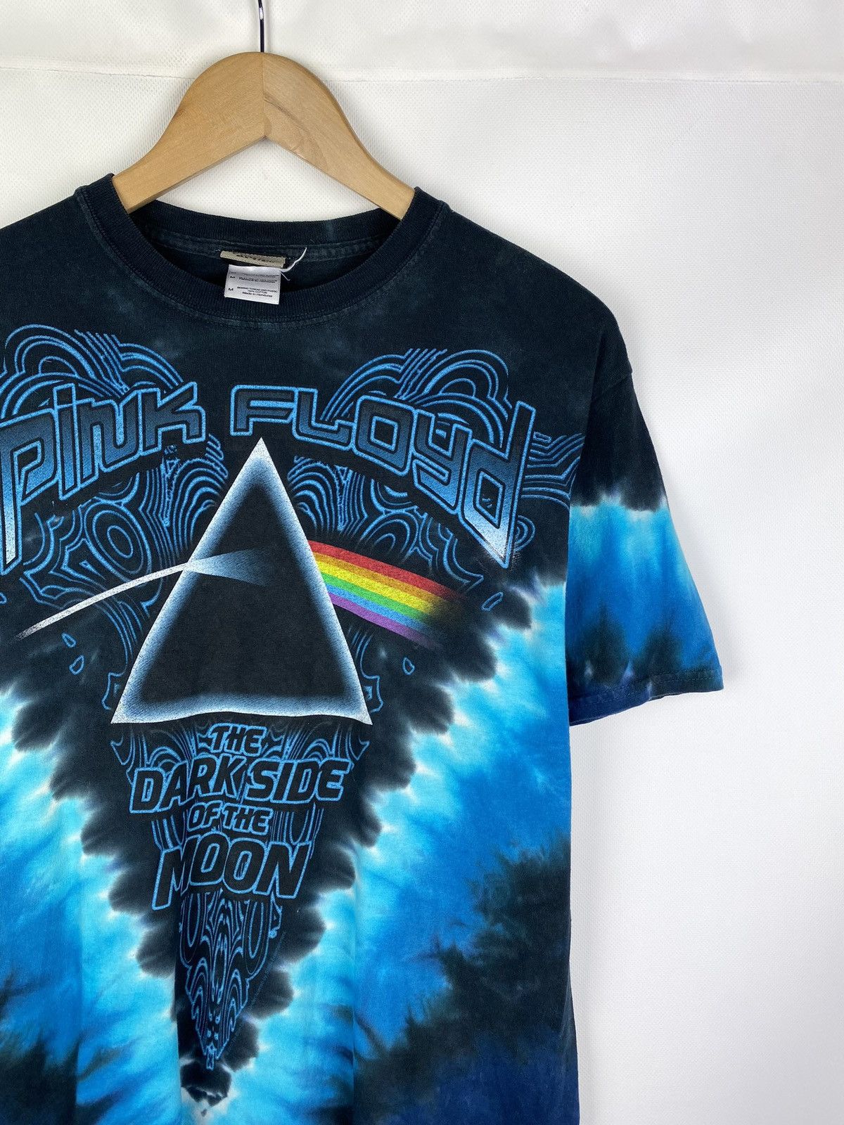 Band Tees Pink Floyd The Dark Side Of The Moon vintage band t shirt Size US M / EU 48-50 / 2 - 5 Thumbnail