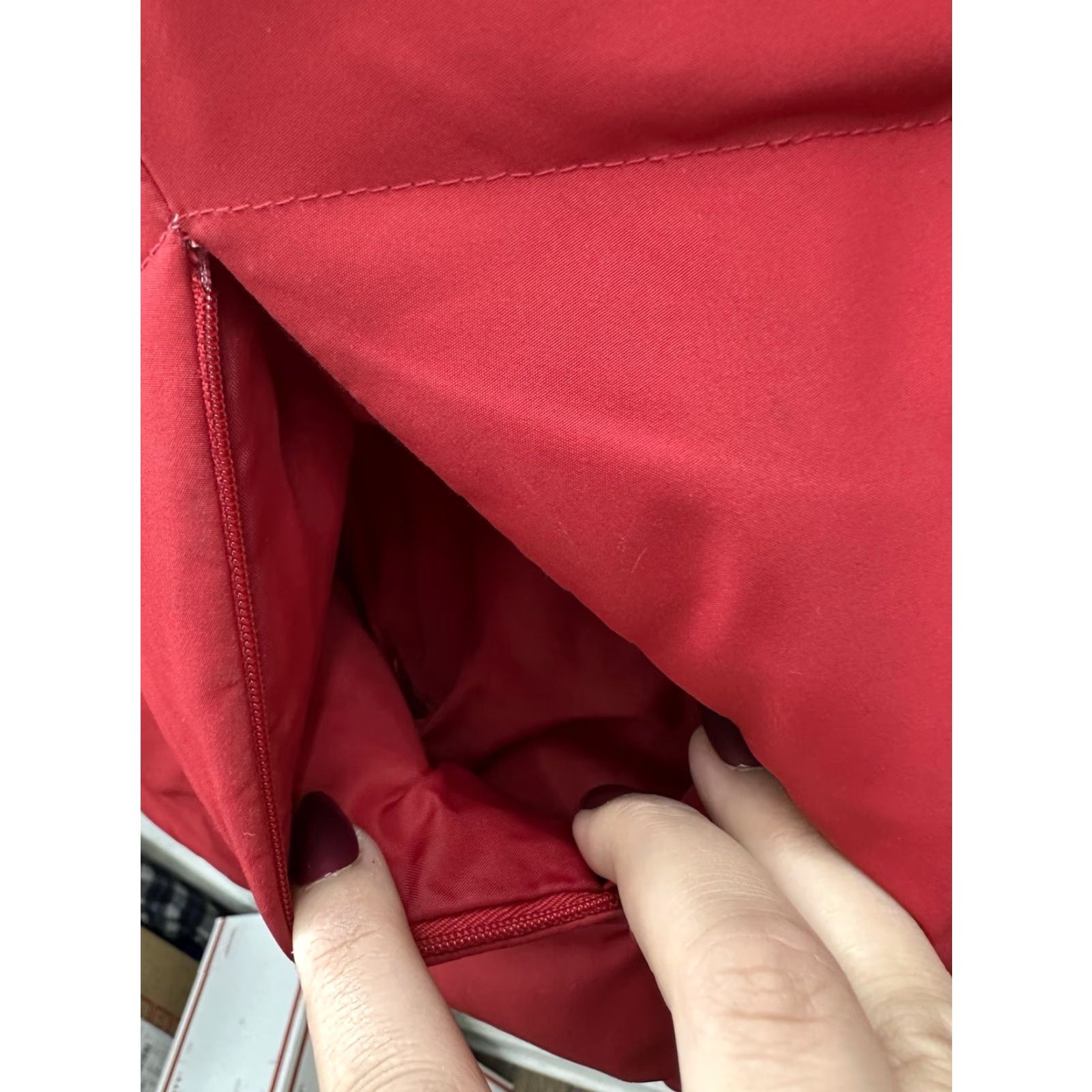 Vintage New York & Company Jacket Womens Size Small Red Down Puffer Zip Up Lined Regular Insulated Short Sleeve: N/A Size S / US 4 / IT 40 - 4 Thumbnail