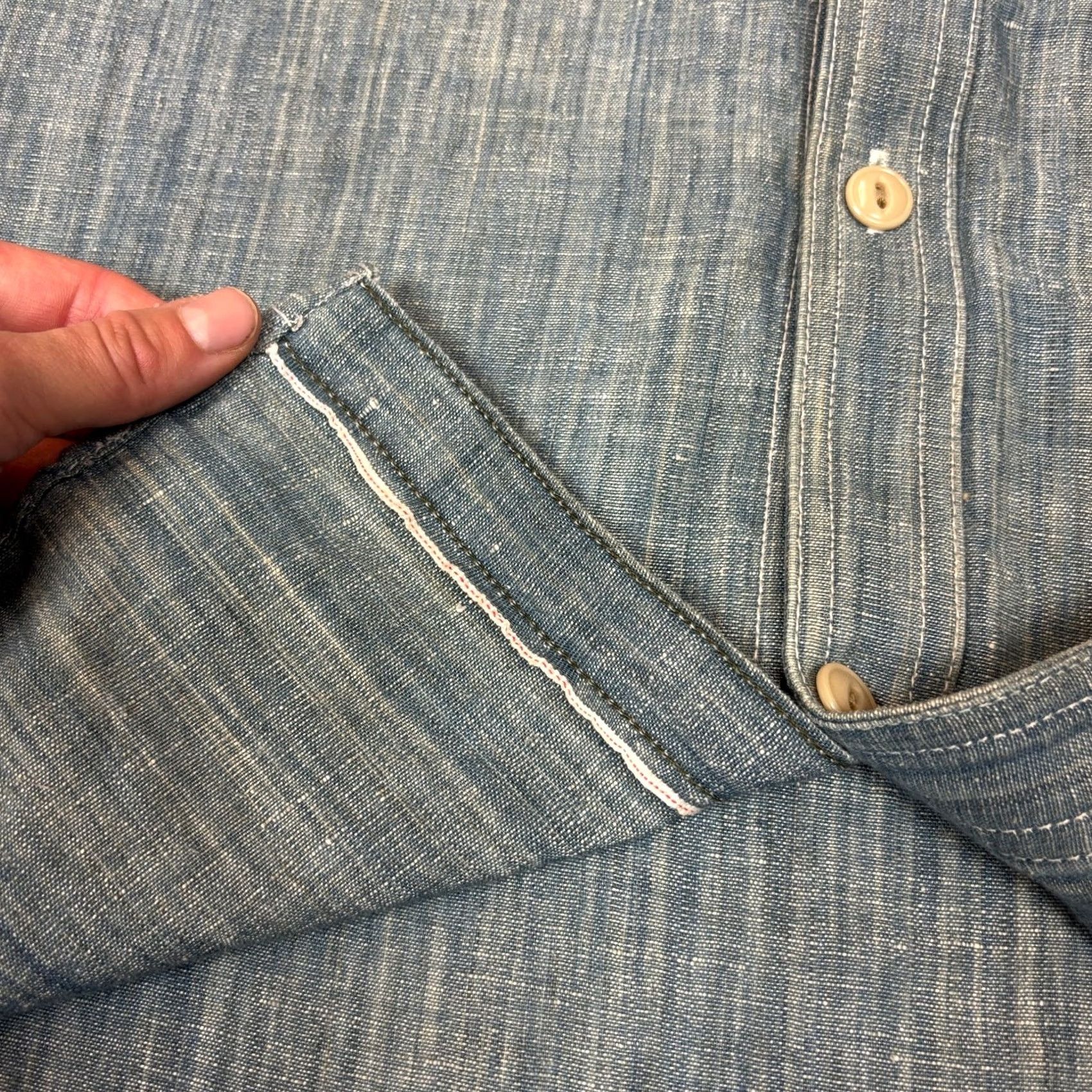Rogue Territory Rogue Territory Work Shirt Men's Medium Chambray Selvedge Button Up Size US M / EU 48-50 / 2 - 5 Thumbnail