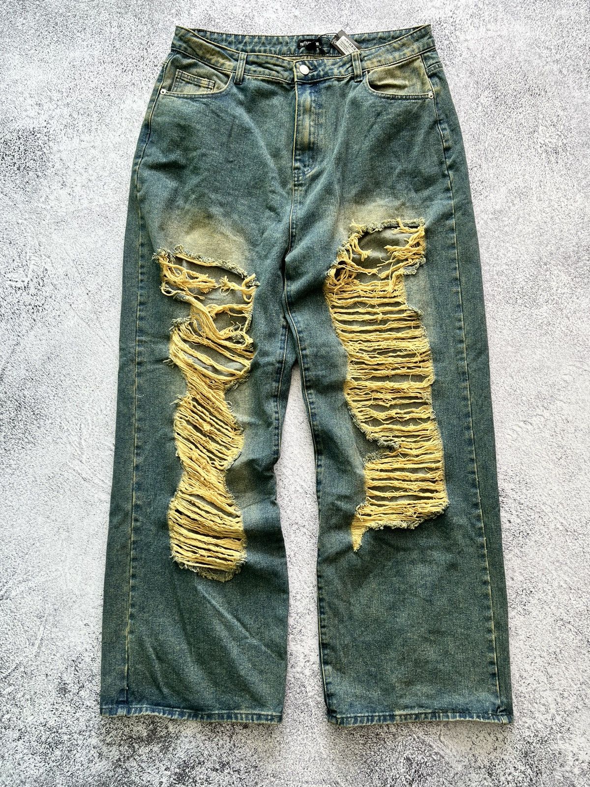 Japanese Brand INDIGO VINTAGE EXTREME RIP-FRONT STRAIGHT LEG OPIUM JEANS Size US 38 / EU 54 - 2 Thumbnail