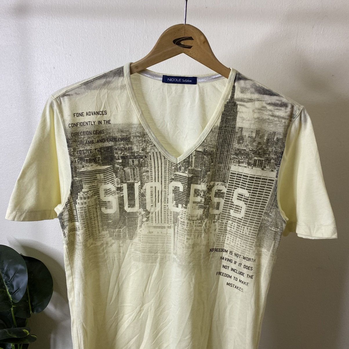 Nicole Club Nicole Selection V Neck Graphic Tee Size US S / EU 44-46 / 1 - 2 Thumbnail