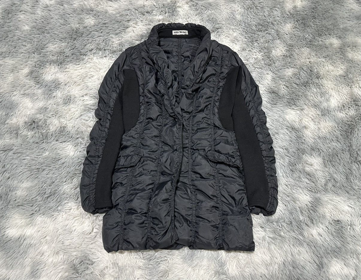 Issey Miyake 🔥Vintage 90s Issey Miyake Hybrid Shirring Puffer Down Jacket Size US M / EU 48-50 / 2 - 1 Thumbnail
