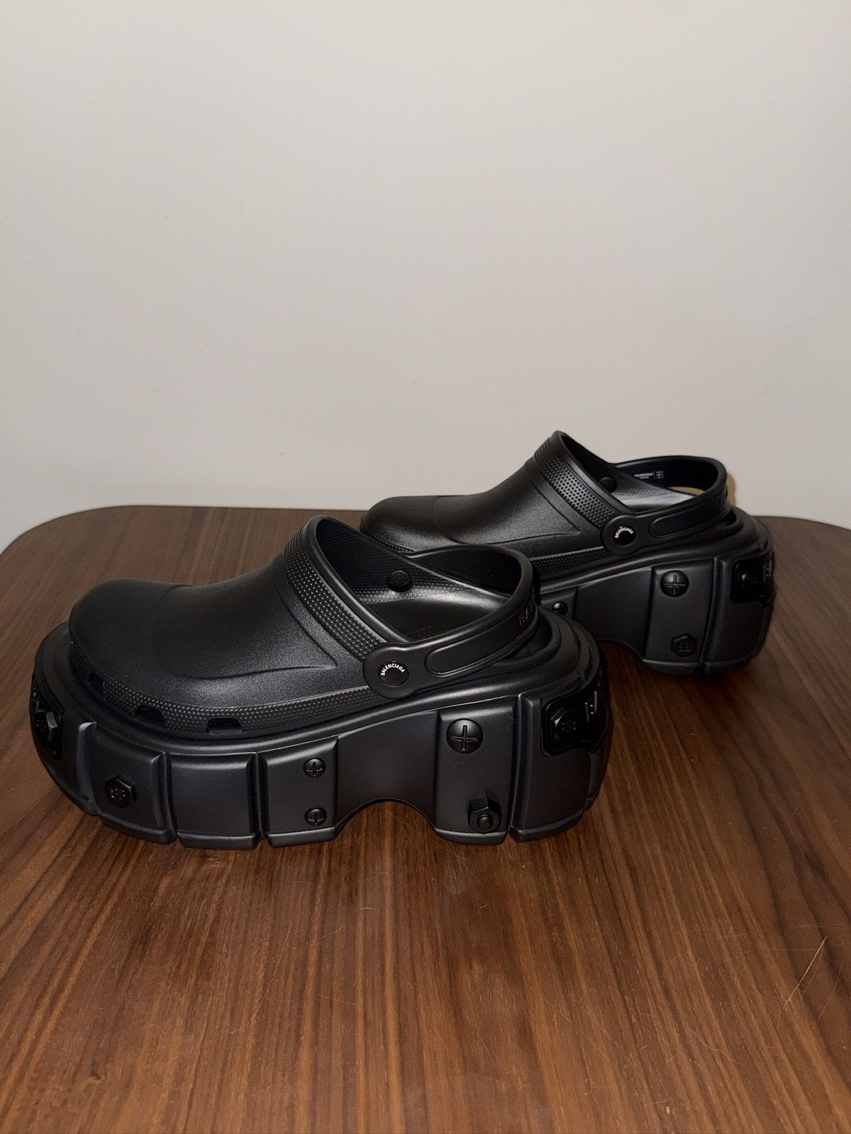 Balenciaga × Crocs Balenciaga Hardcrocs Black on Black Size US 11 / EU 44 - 14 Thumbnail