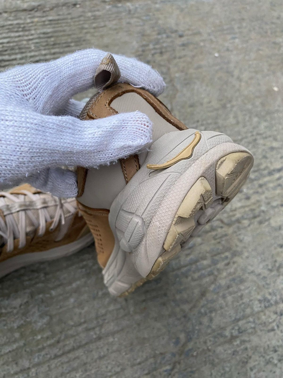 Engineered Garments × Hoka Hoka One x Engineered Garments Tor Size US 9 / EU 42 - 14 Thumbnail