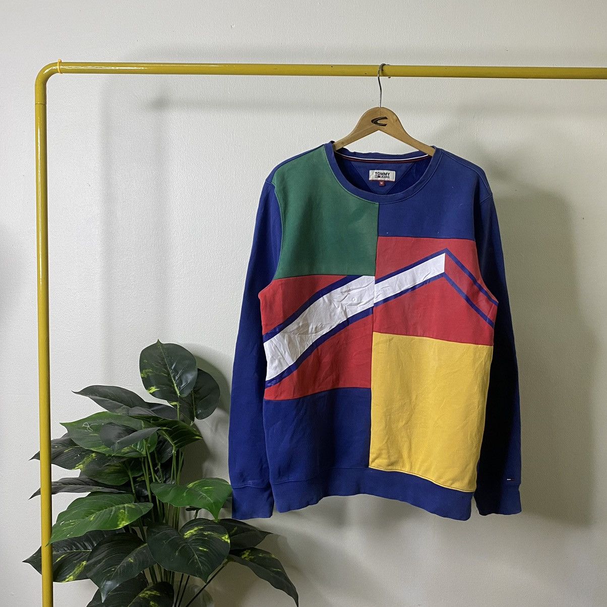 Tommy Jeans × Vintage Vintage Y2K Tommy Jeans Colour Block Sweatshirt Size US M / EU 48-50 / 2 - 1 Thumbnail