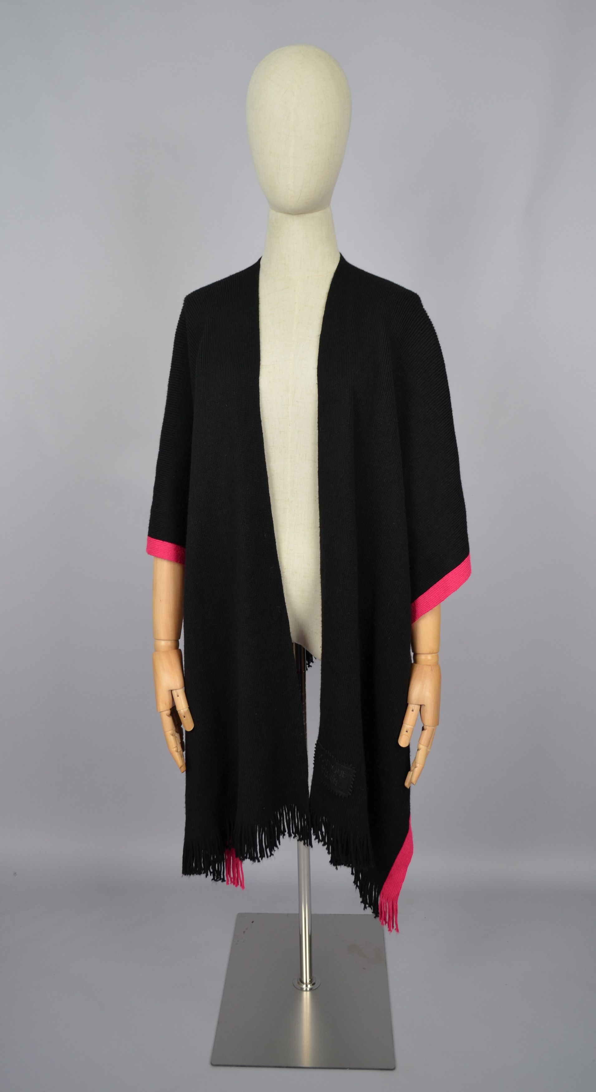 Designer × Moschino Moschino Boutique Larioseta Wool/Acryl Poncho Wrap OS Luxury Size ONE SIZE - 2 Thumbnail