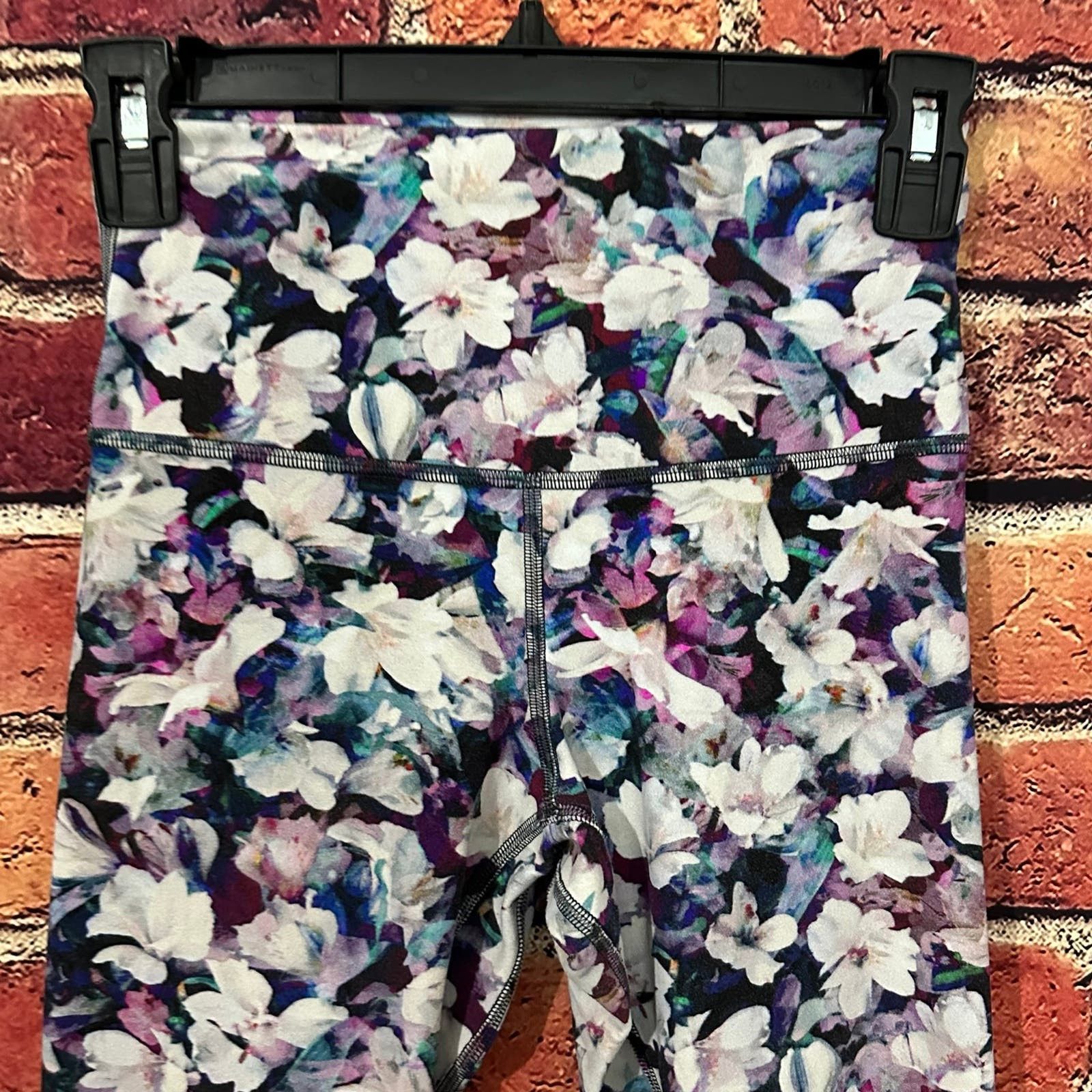 Lululemon lululemon leggings size 4 Size 27" / US 4 / IT 40 - 2 Thumbnail
