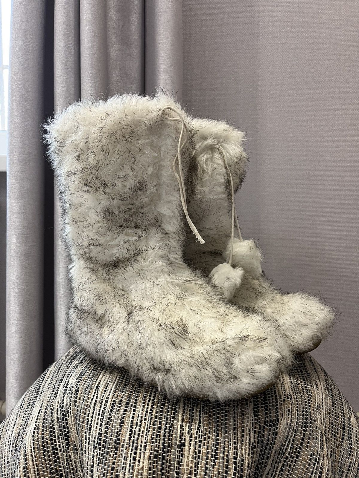Other Vintage faux fur boots yeti shoes rare y2k ankle boots Size US 7 / IT 37 - 2 Thumbnail