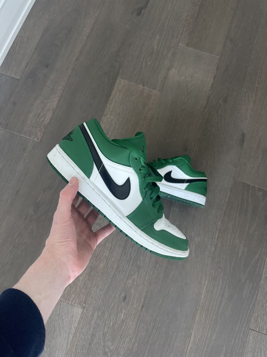 Jordan Brand × Nike Jordan 1 Low Pine green Size US 10.5 / EU 43-44 - 1 Thumbnail
