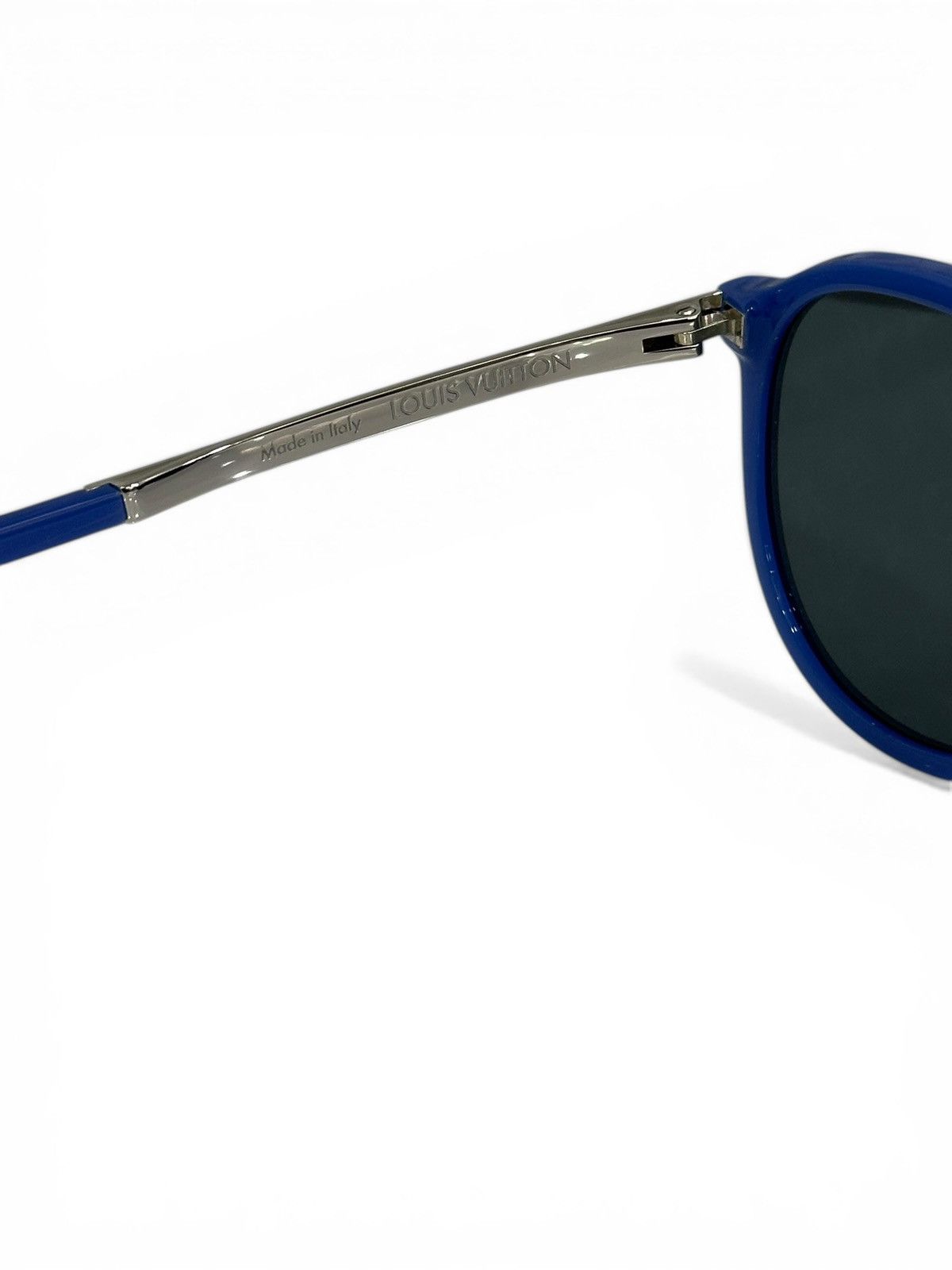 Louis Vuitton Louis Vuitton Mix it Up Sunglasses Blue U Z1889U Size ONE SIZE - 9 Thumbnail
