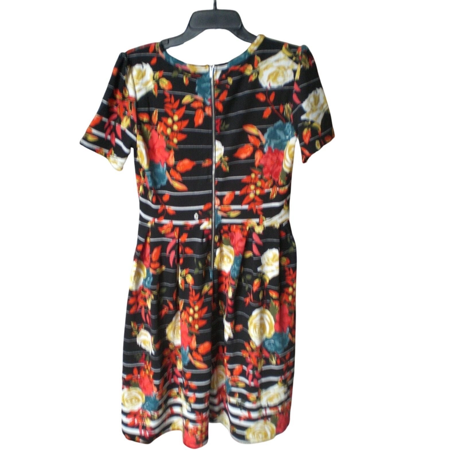 Other NWT LuLaRoe Amelia Dress Black White Stripes Florals Medium Size M / US 6-8 / IT 42-44 - 6 Thumbnail
